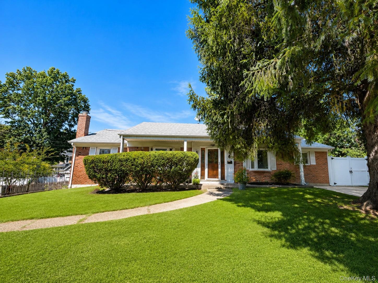 19 North Lane – For Sale
