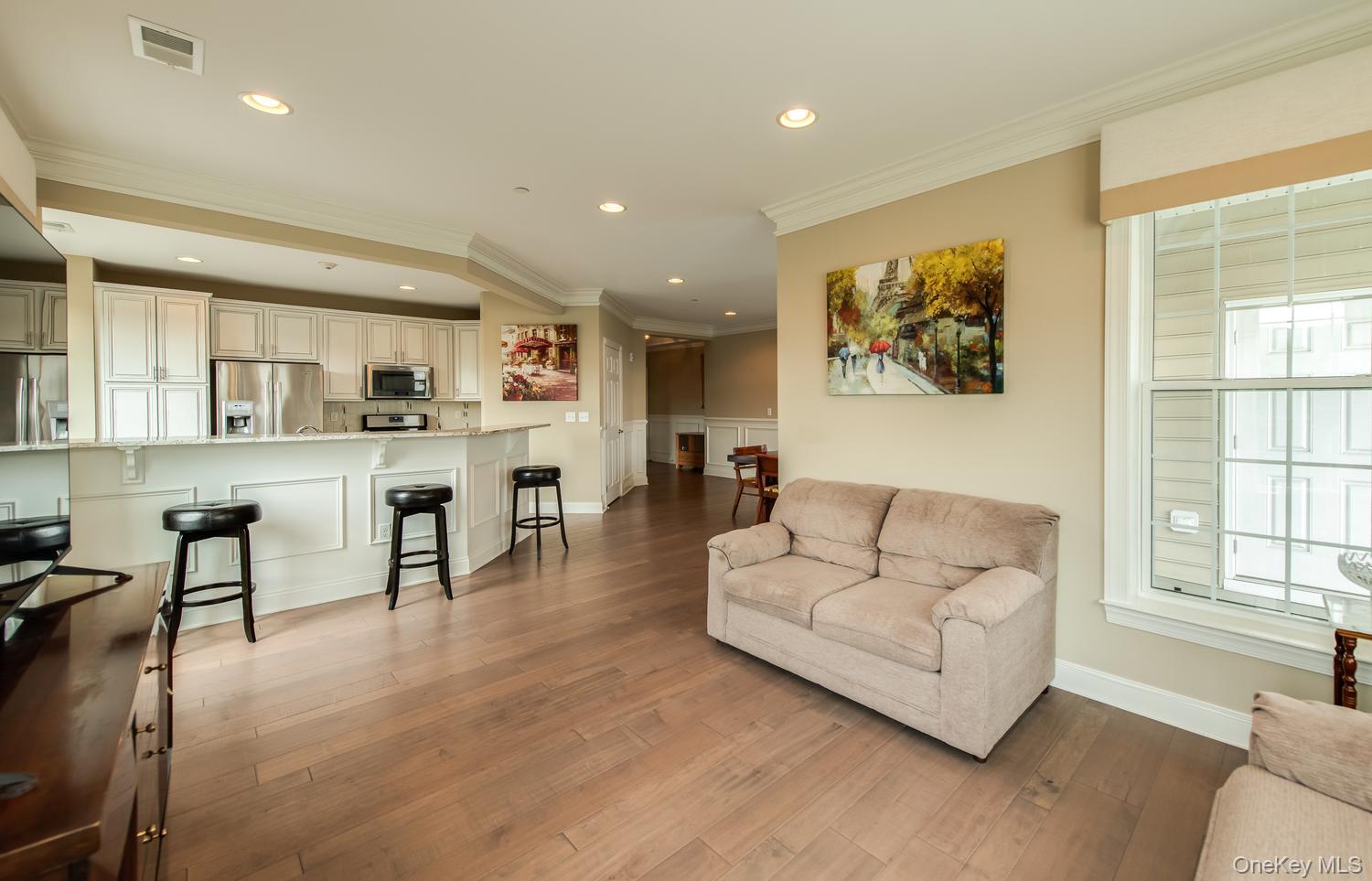 734 Regency Drive – For Sale photo 14