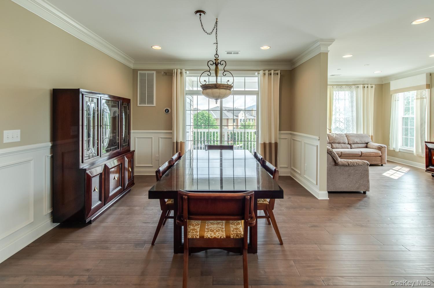 734 Regency Drive – For Sale photo 6