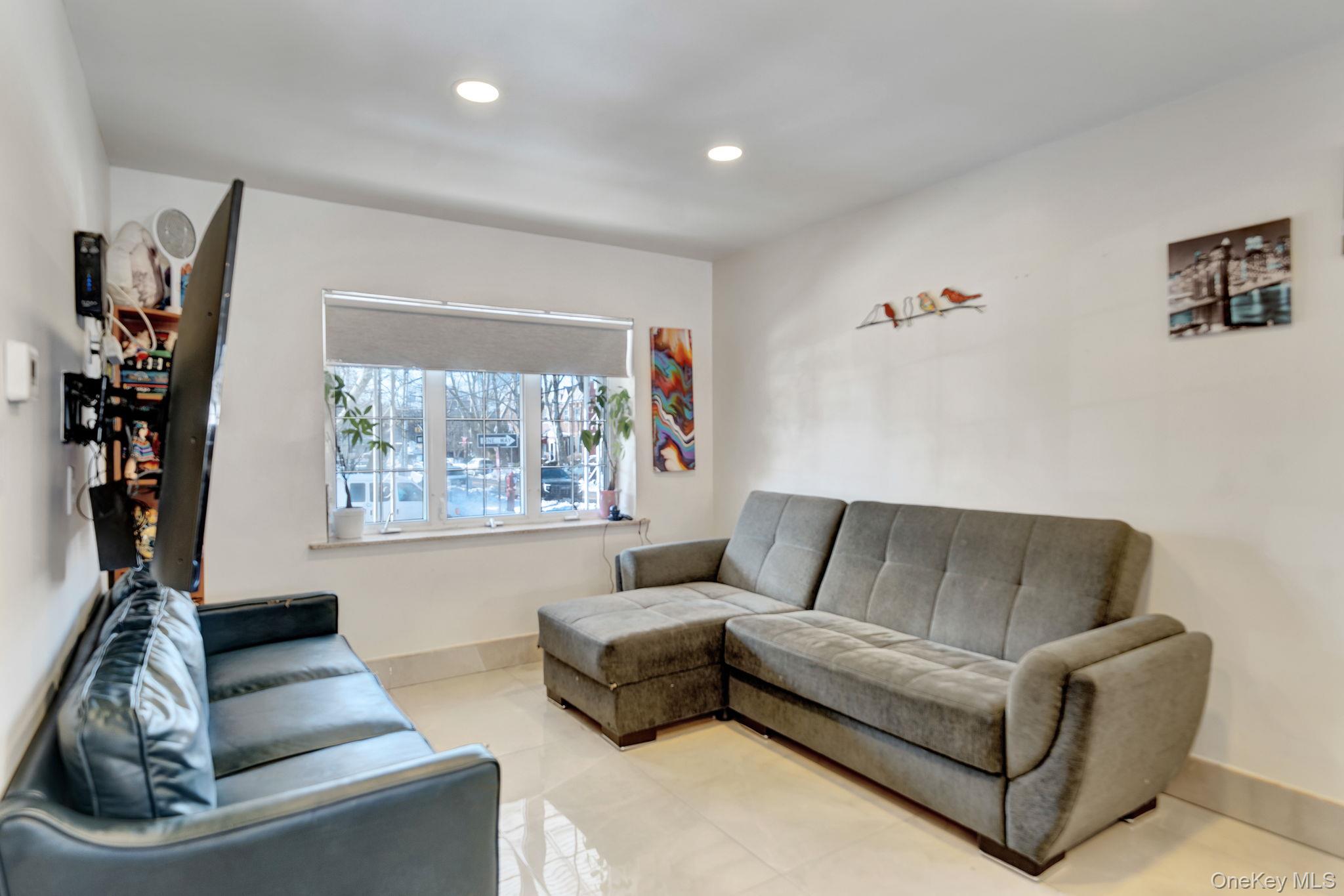 1701 Burnett Street – For Rent photo 9