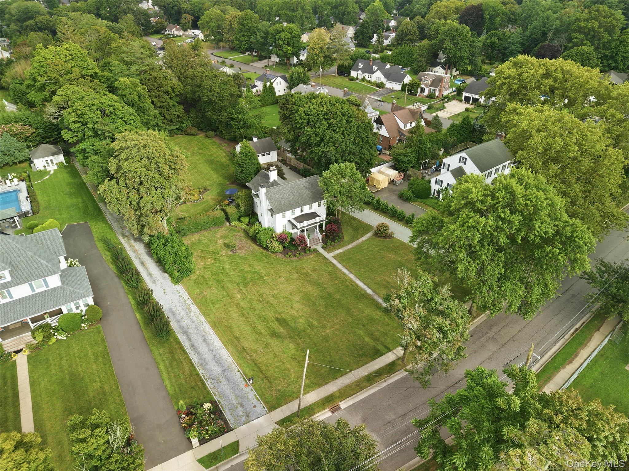129 Bayview Avenue – For Sale photo 46