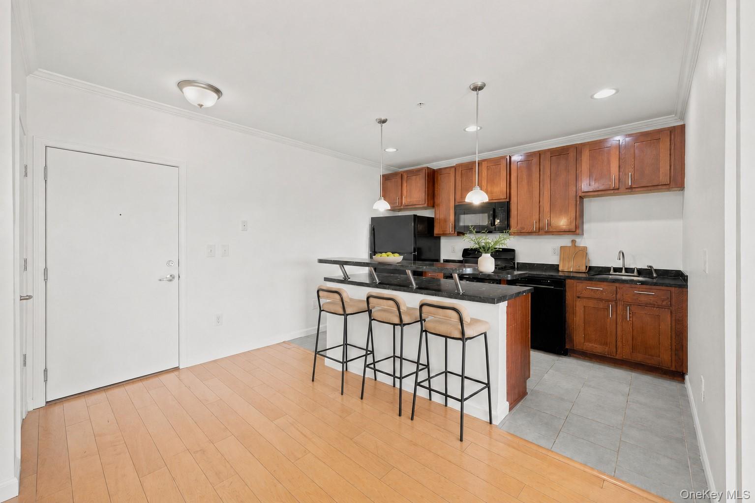 479 Front Street, Unit 4G photo 5