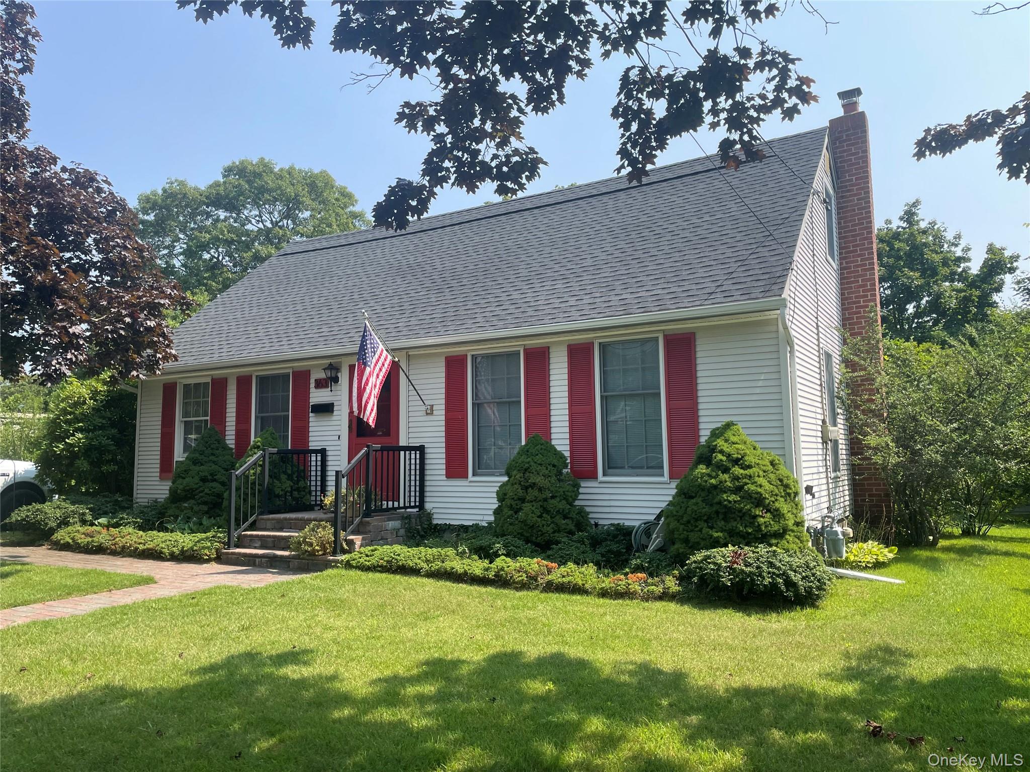 363 3rd Avenue – For Sale photo 2