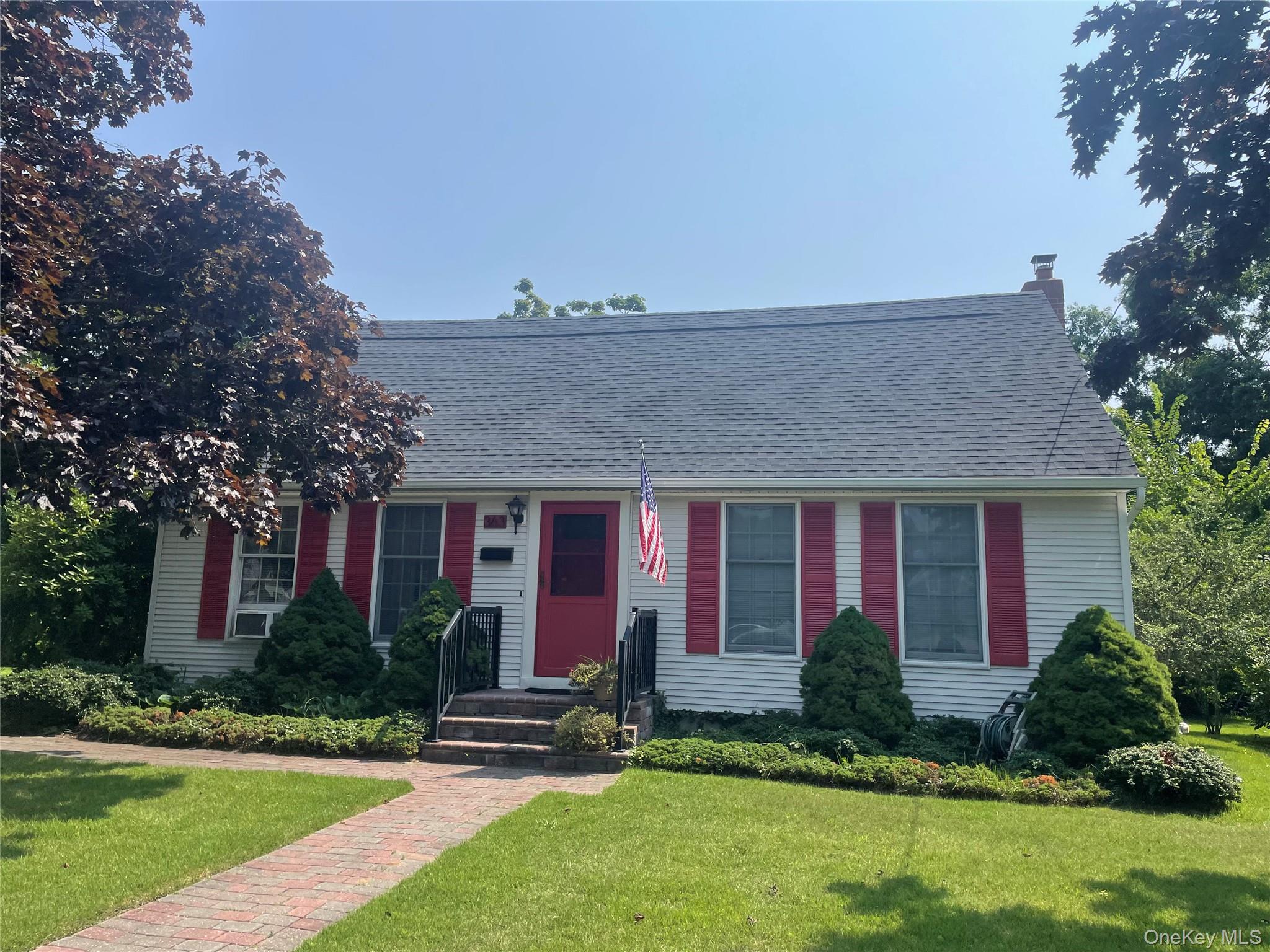 363 3rd Avenue – For Sale photo 3
