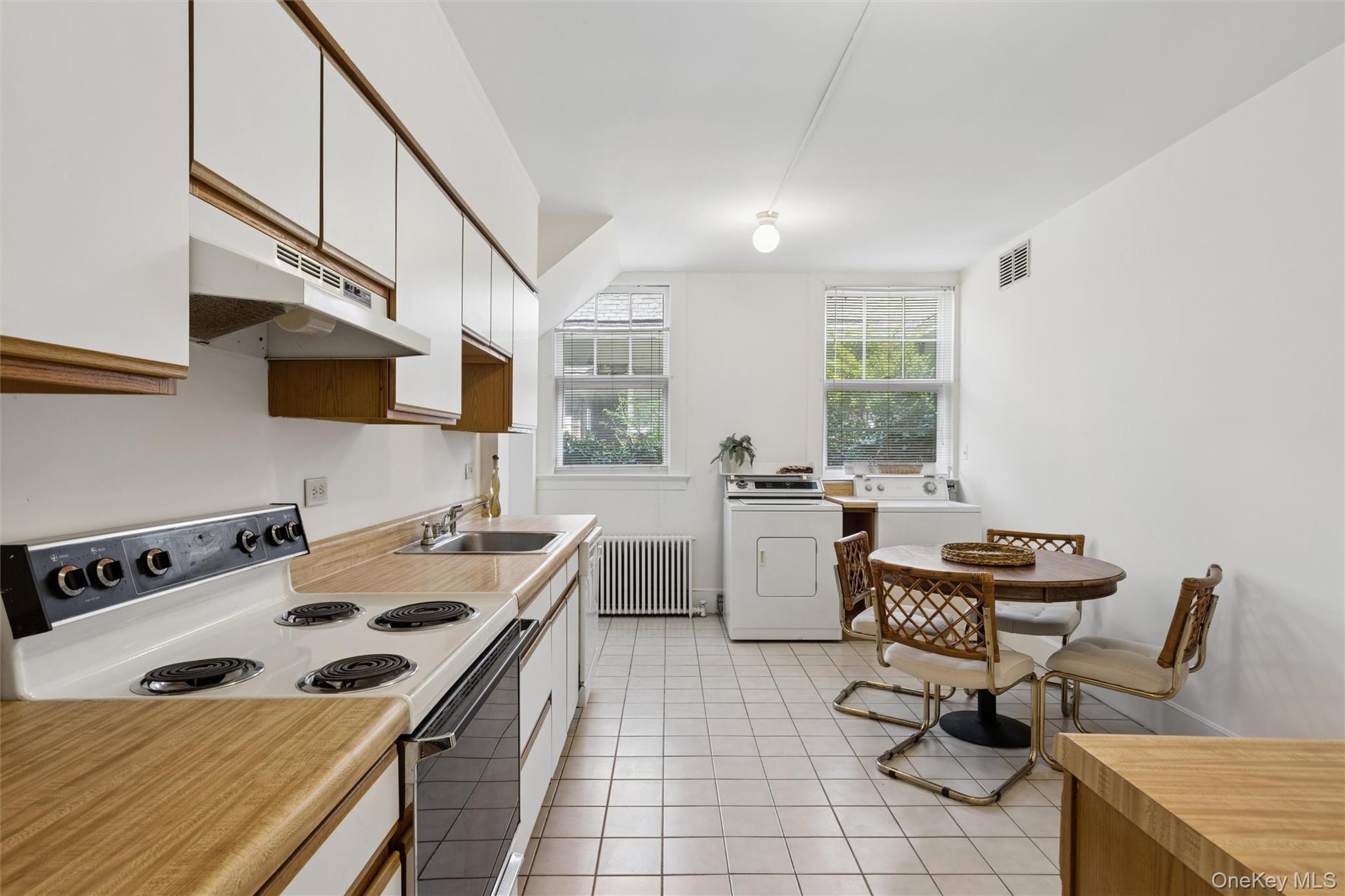 208A Wheatley Road – For Rent photo 14
