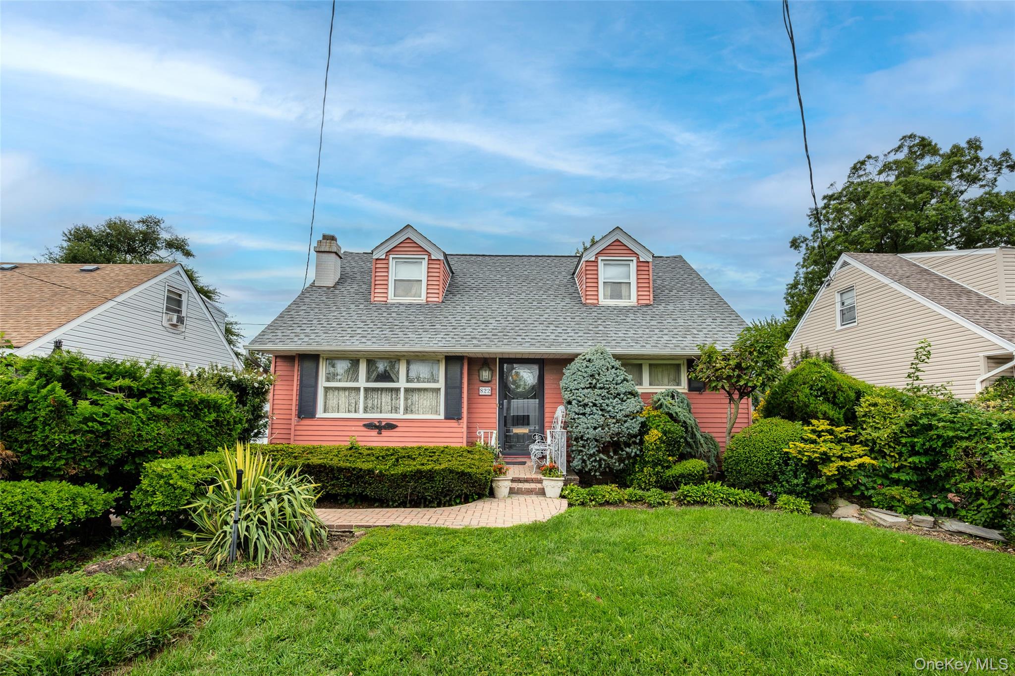822 Peninsula Boulevard – For Sale