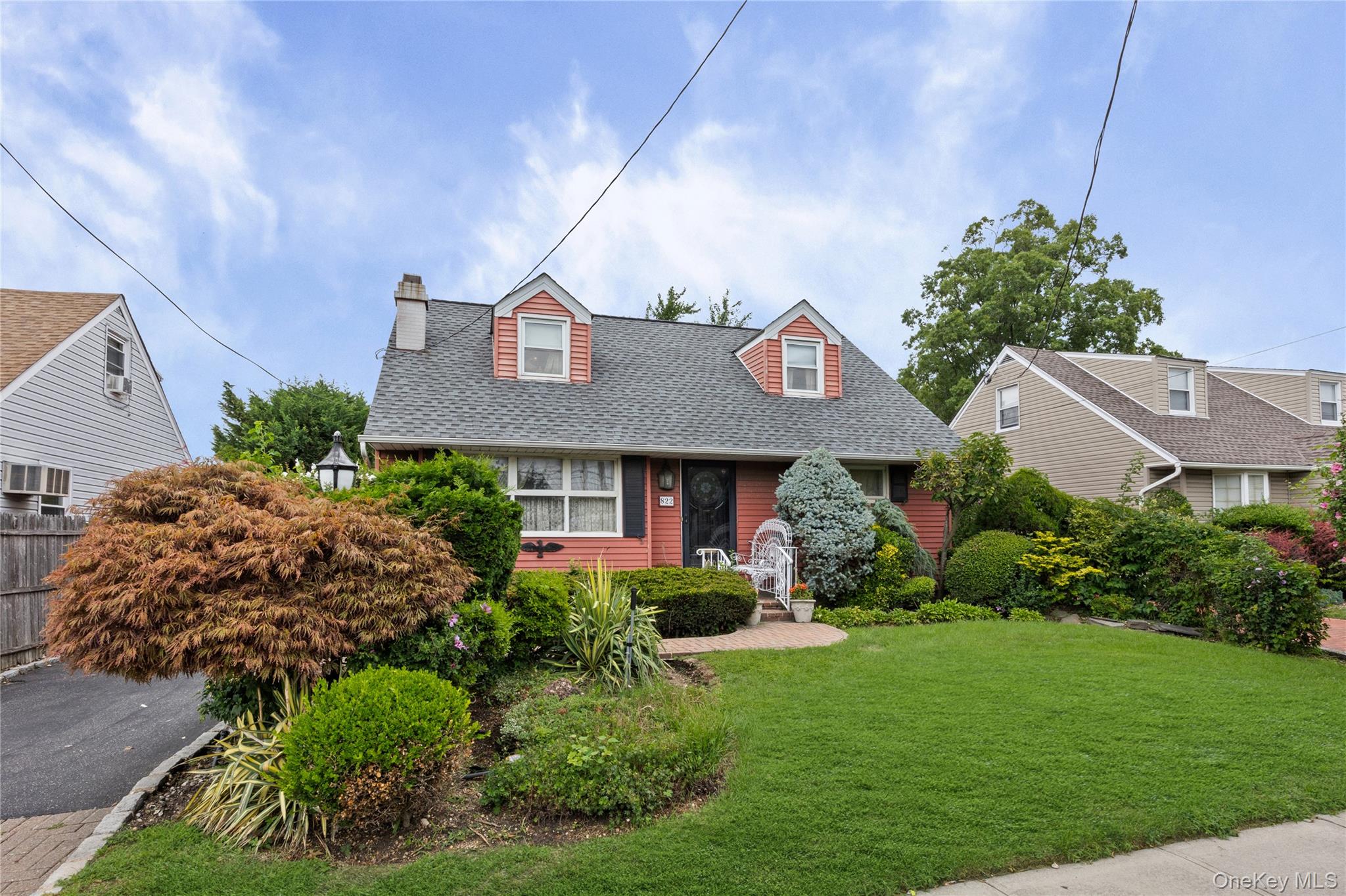 822 Peninsula Boulevard – For Sale photo 2
