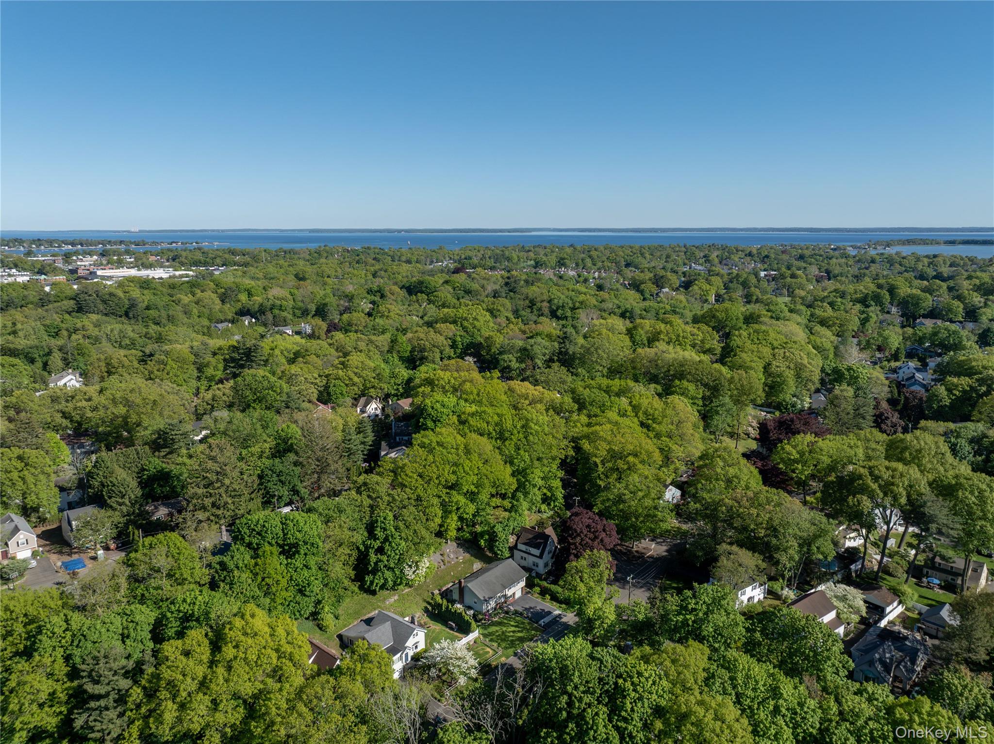 61 Center Drive – For Sale photo 3