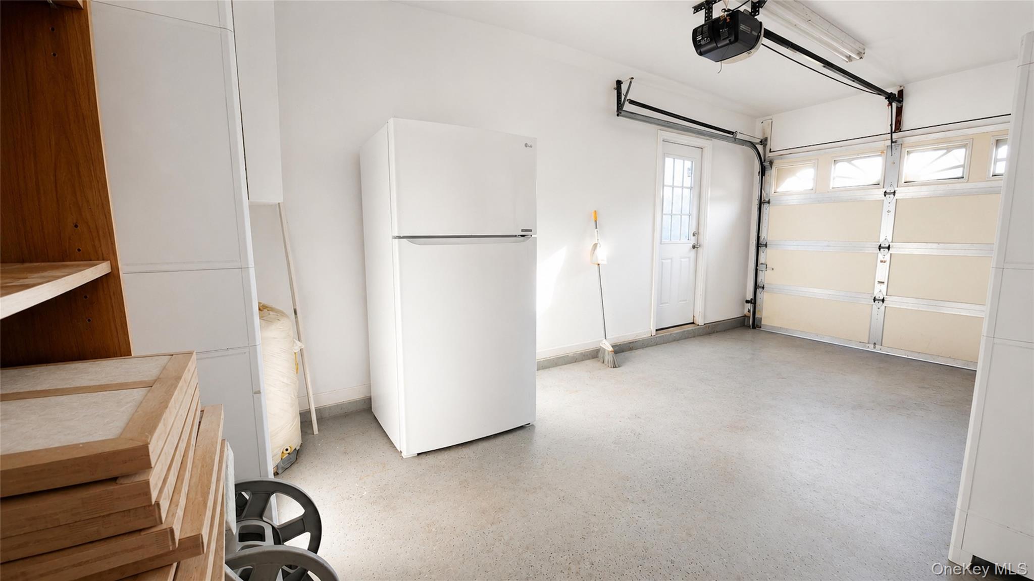 53 Village Circle E, Unit E053 photo 13