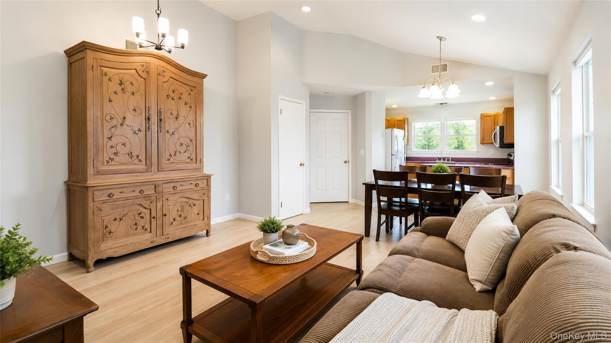 53 Village Circle E, Unit E053 photo 6