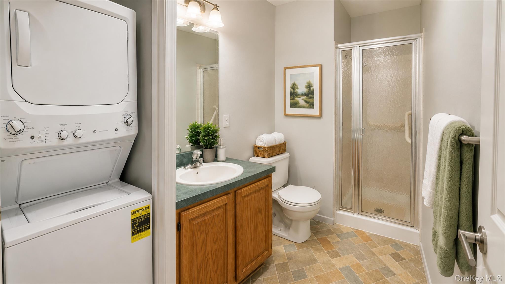 53 Village Circle E, Unit E053 photo 12