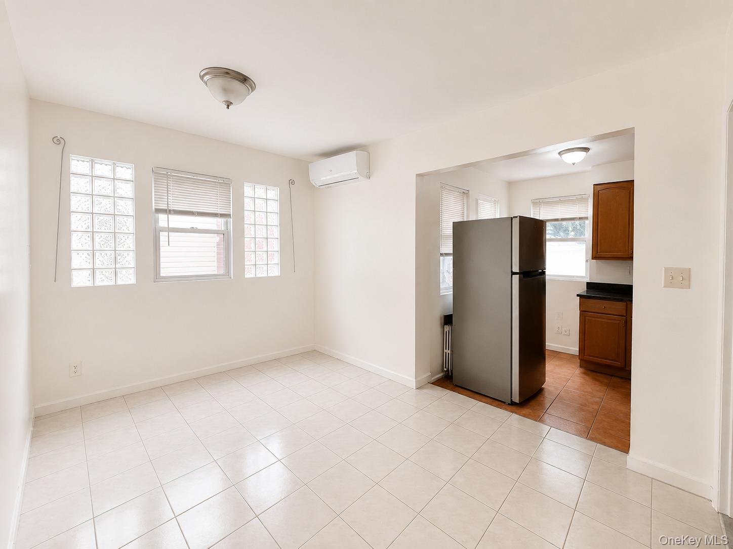 77-18 169th Street, Unit 1fl photo 4
