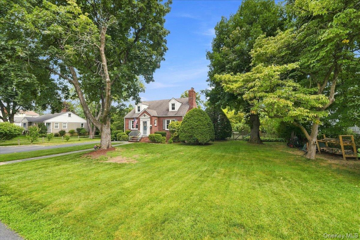 332 Kelly Street – For Sale photo 2
