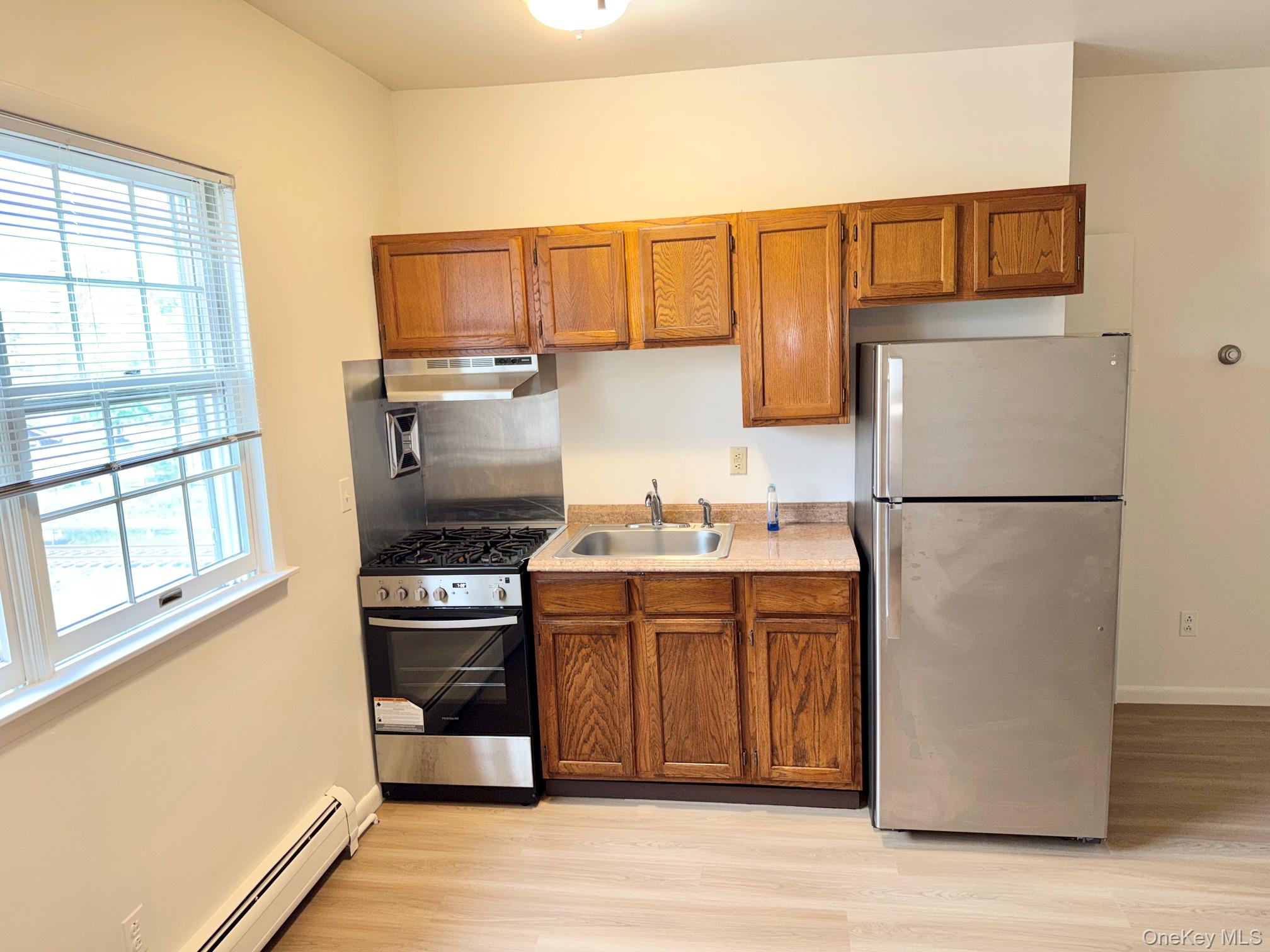 1 N Rockland Rockland Avenue, Unit 2N