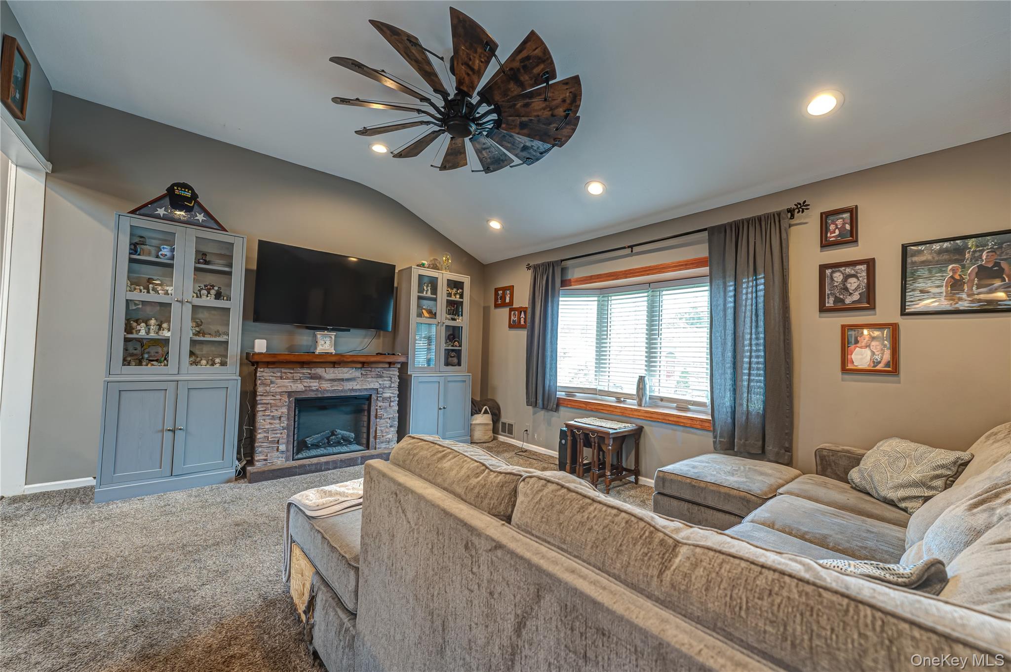 61 Linda Lane – For Sale photo 5