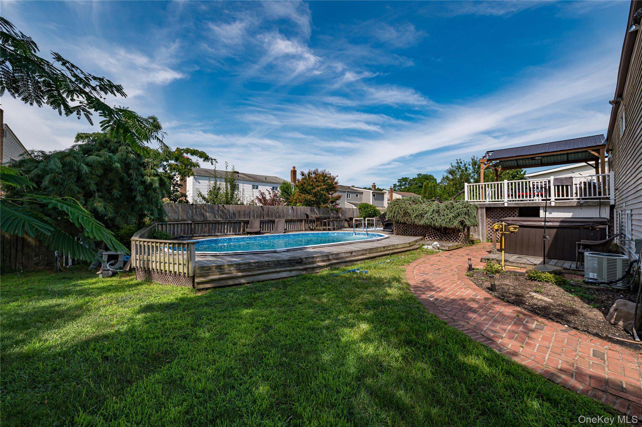 61 Linda Lane – For Sale photo 23