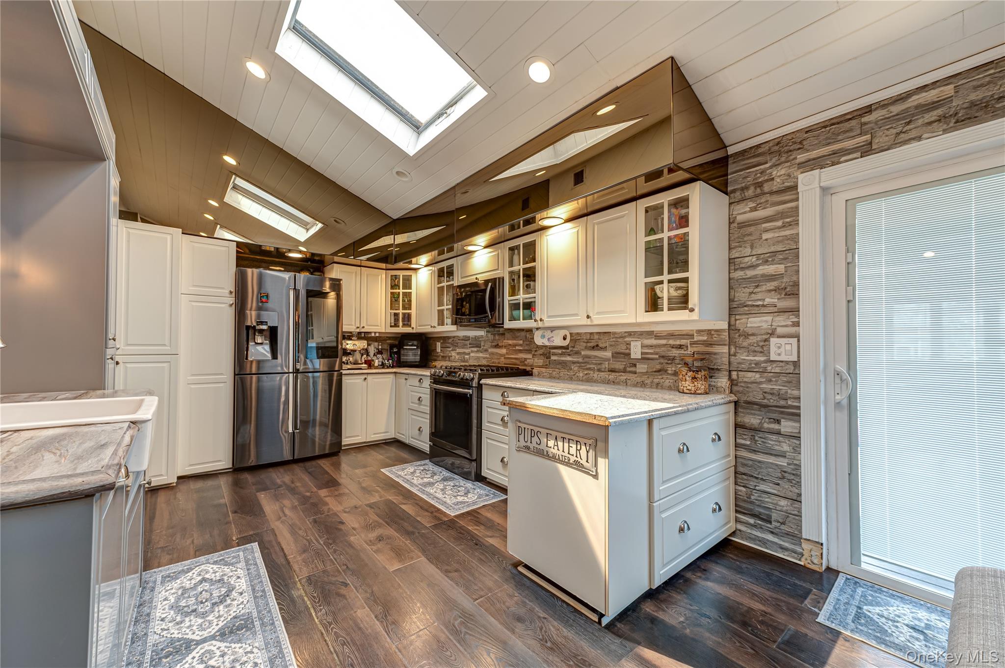 61 Linda Lane – For Sale photo 7