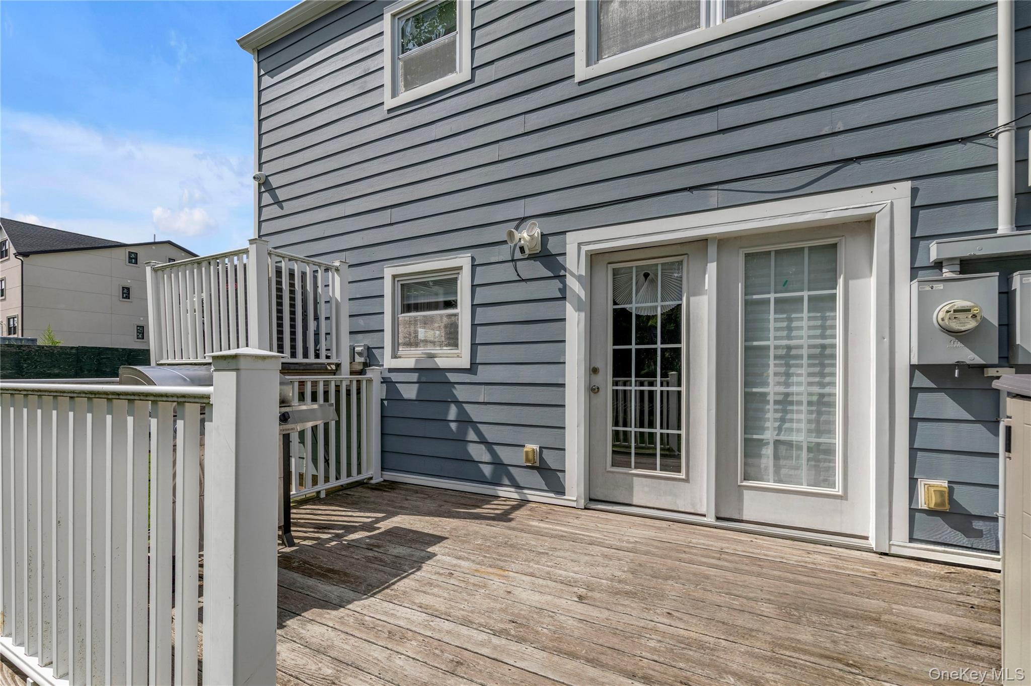 647 Jarvis Avenue – For Sale photo 26