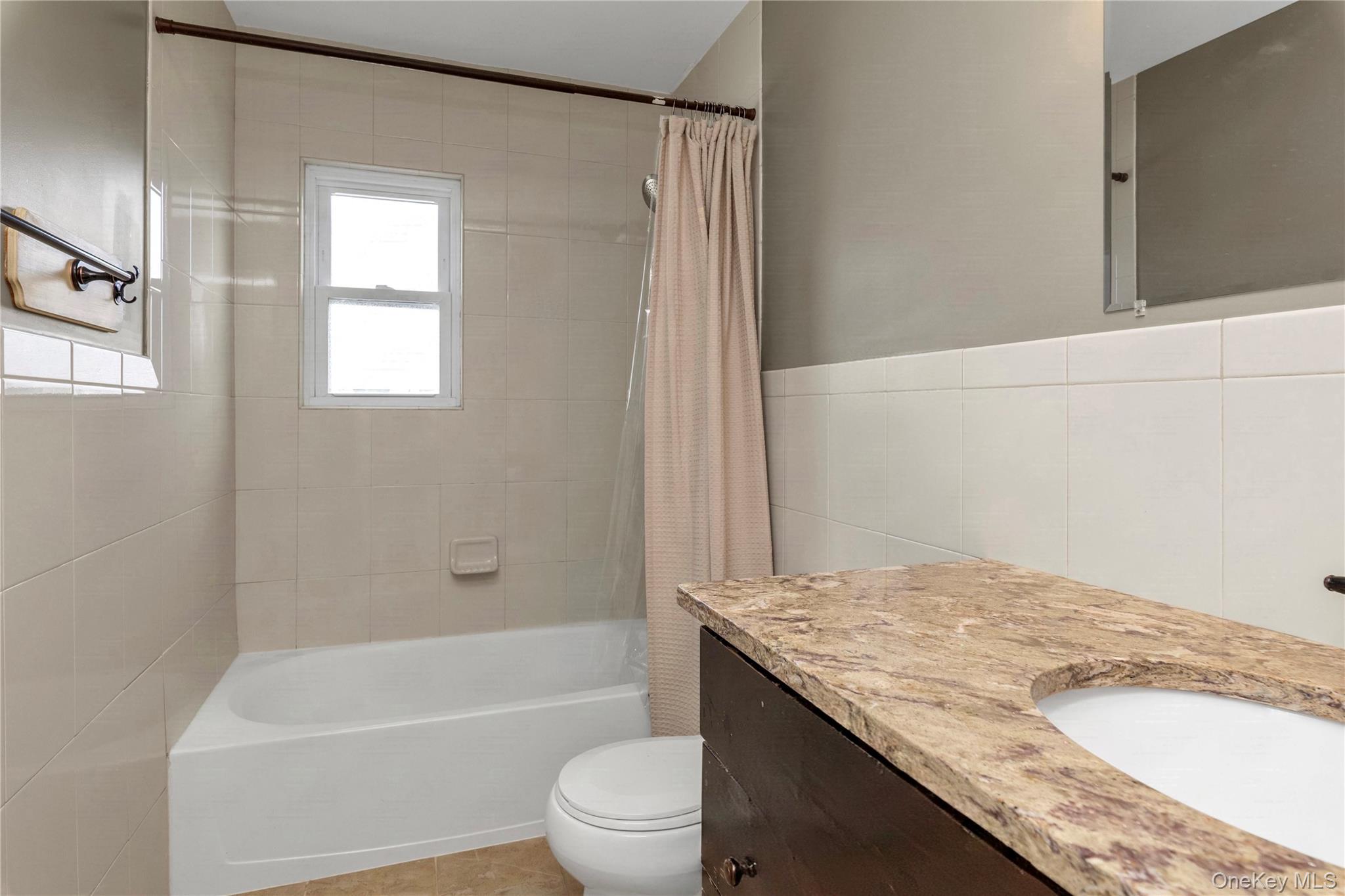 647 Jarvis Avenue – For Sale photo 17