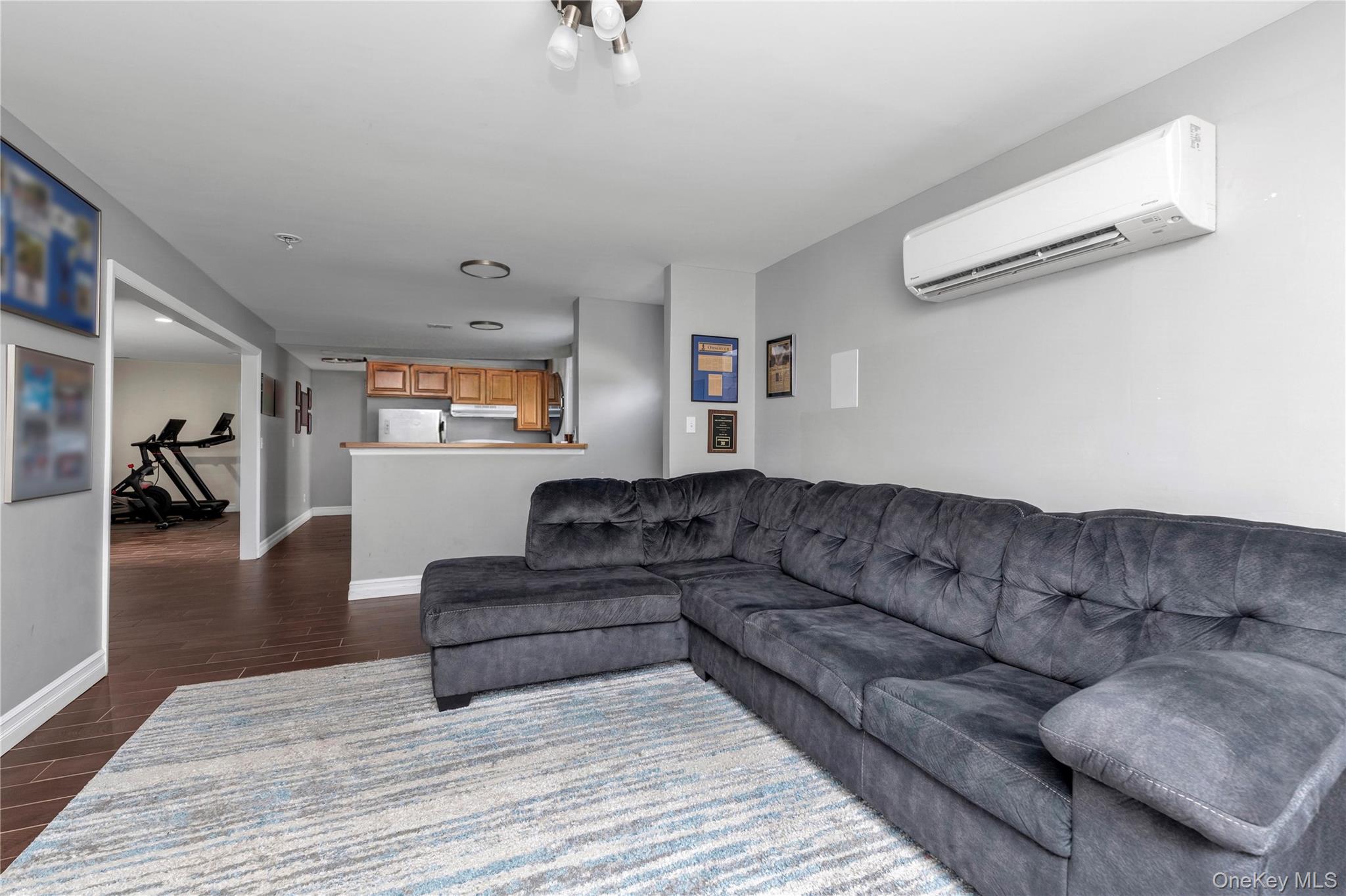 647 Jarvis Avenue – For Sale photo 21