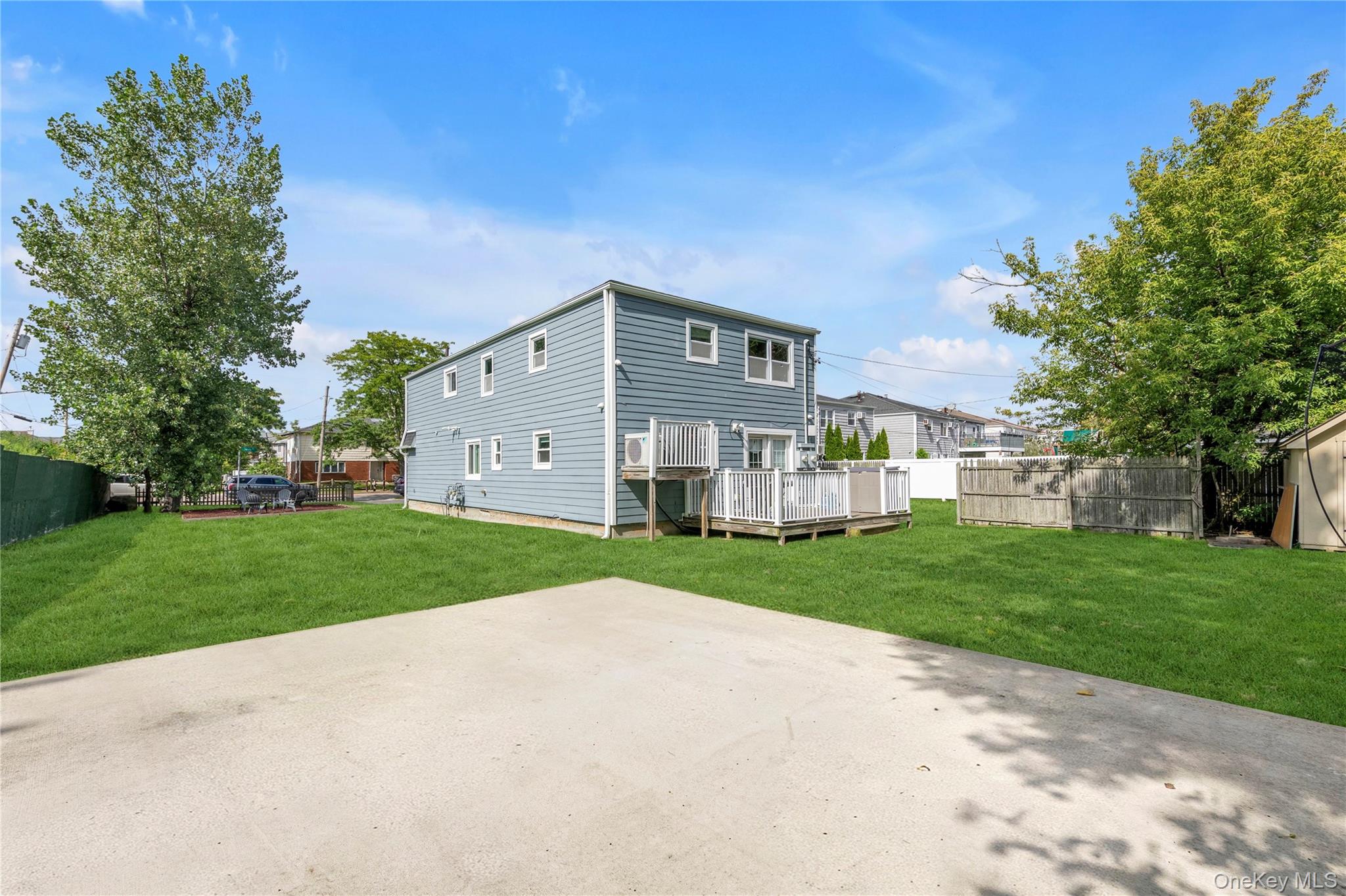 647 Jarvis Avenue – For Sale photo 28