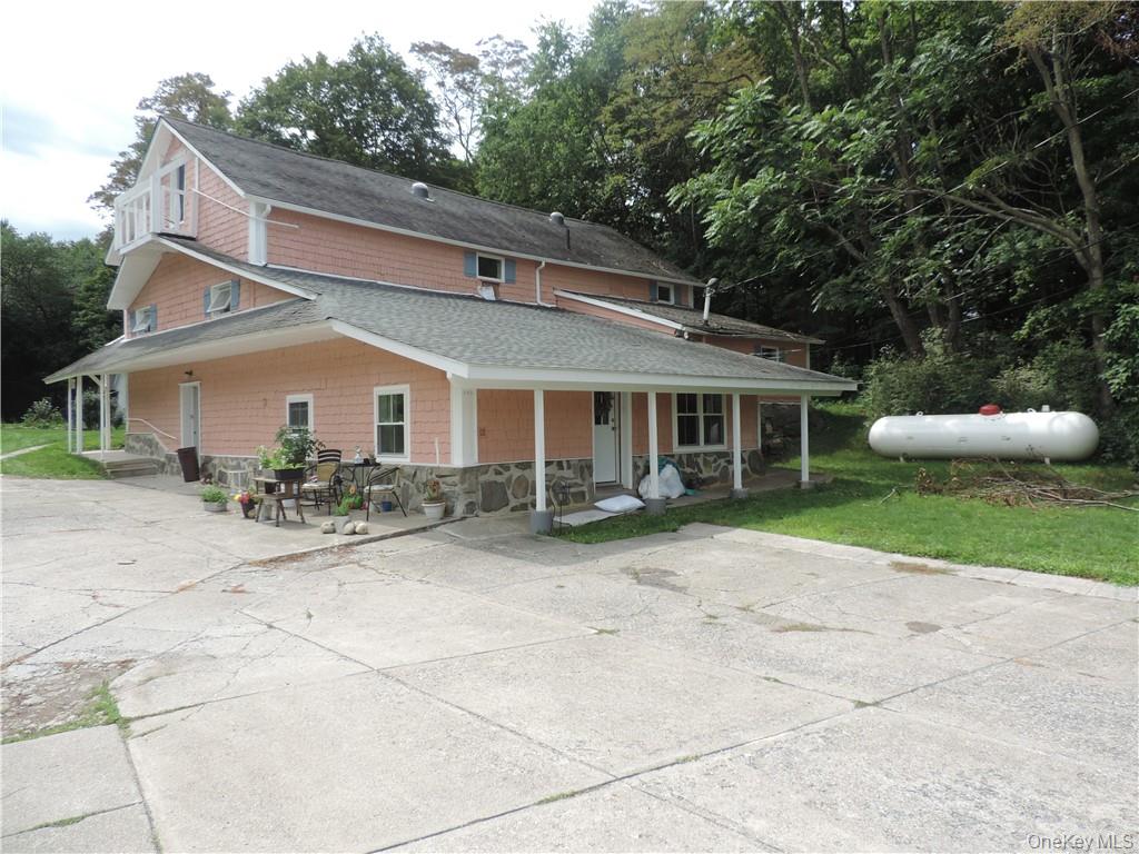 958-964 Hollow Road – For Sale photo 3