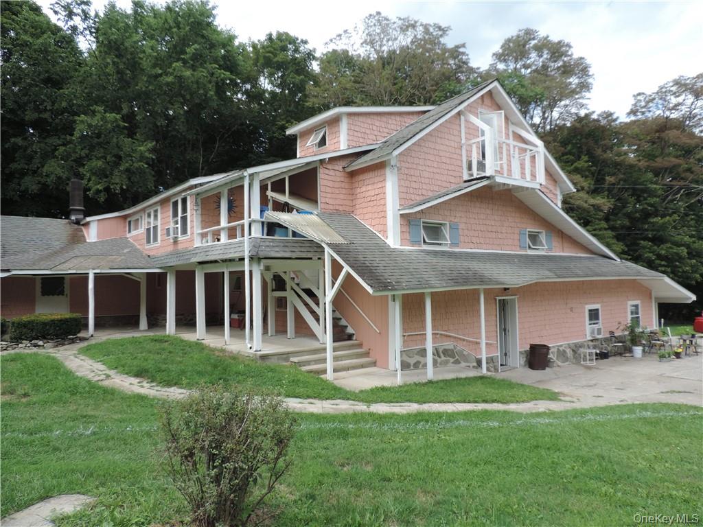 958-964 Hollow Road – For Sale photo 2