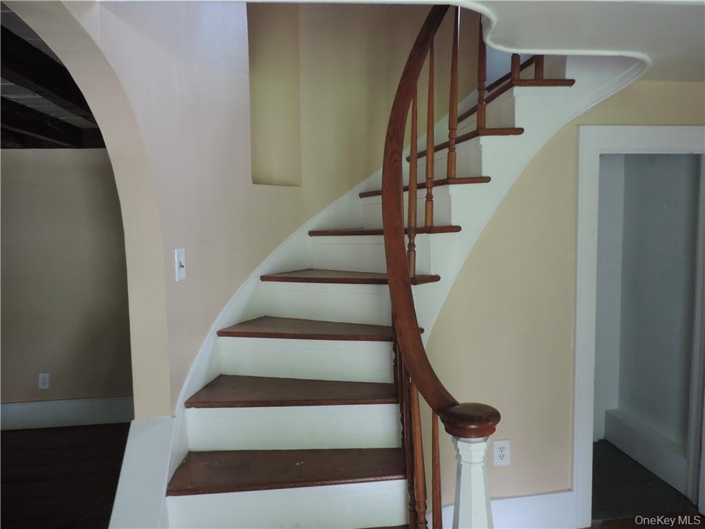 958-964 Hollow Road – For Sale photo 17