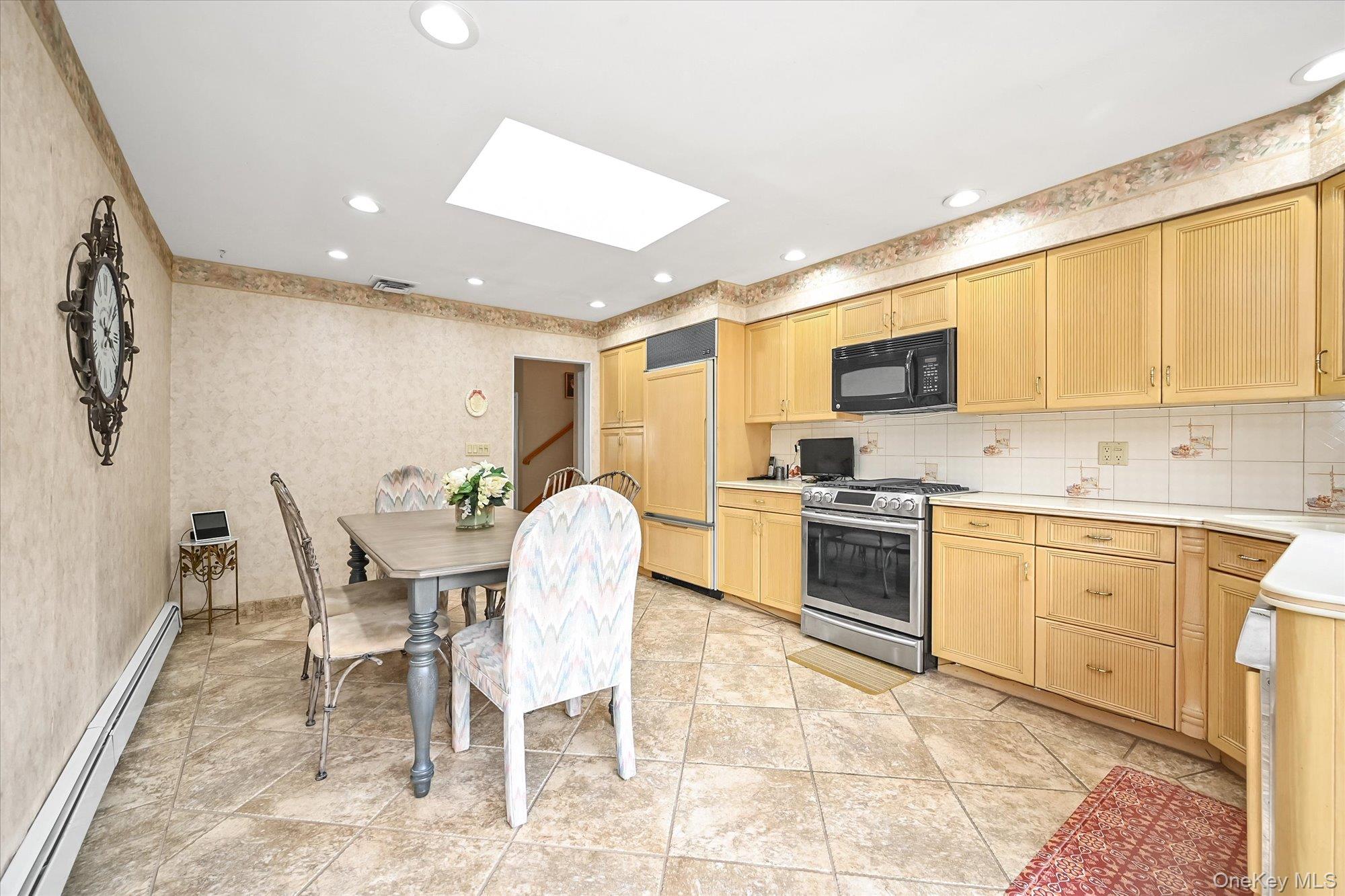 222-44 garland Drive – For Sale photo 10