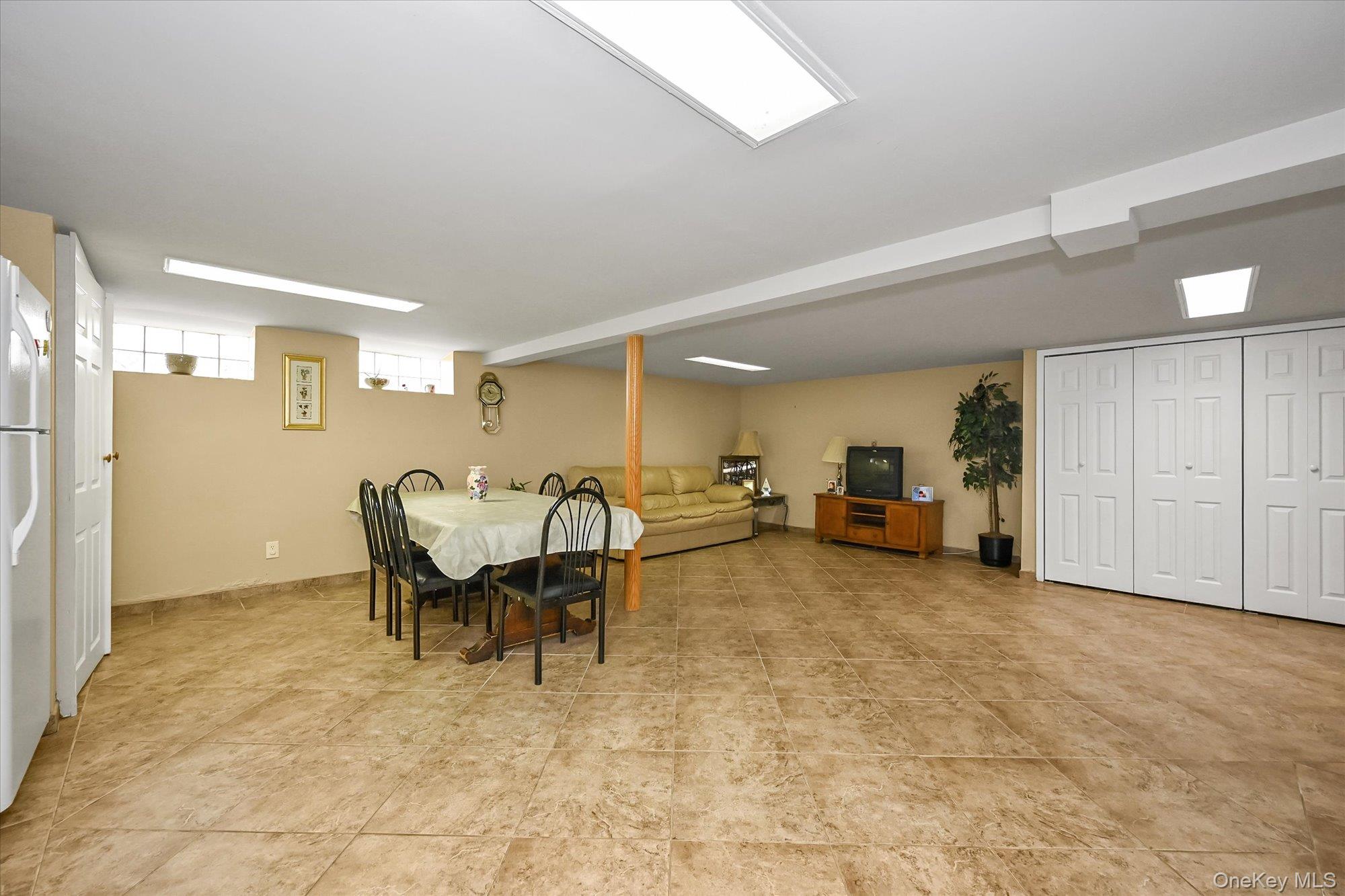 222-44 garland Drive – For Sale photo 19