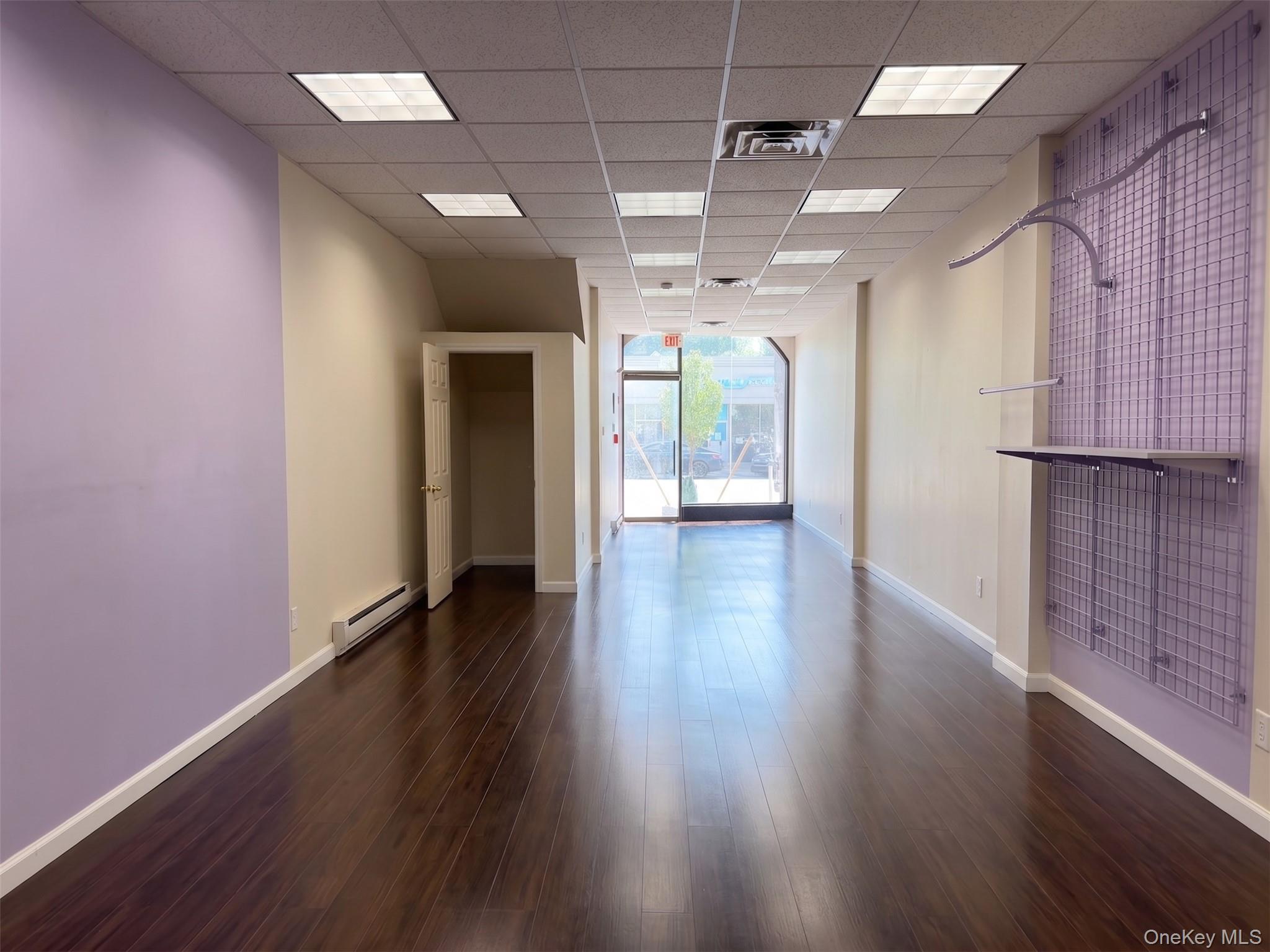 117 Middle Neck Road, Unit B photo 2