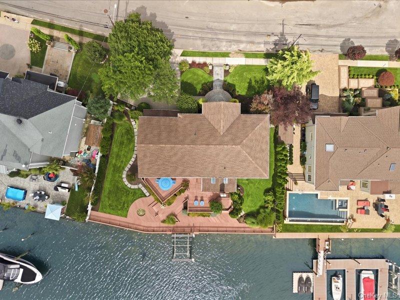 211 Whitewood Drive – For Sale photo 43