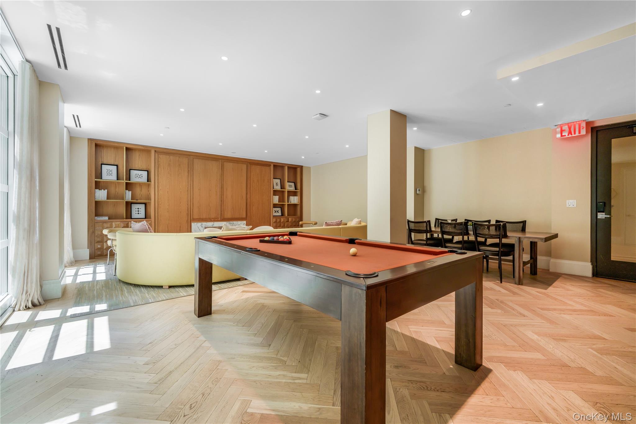 250 E 21st Street, Unit 9D photo 10
