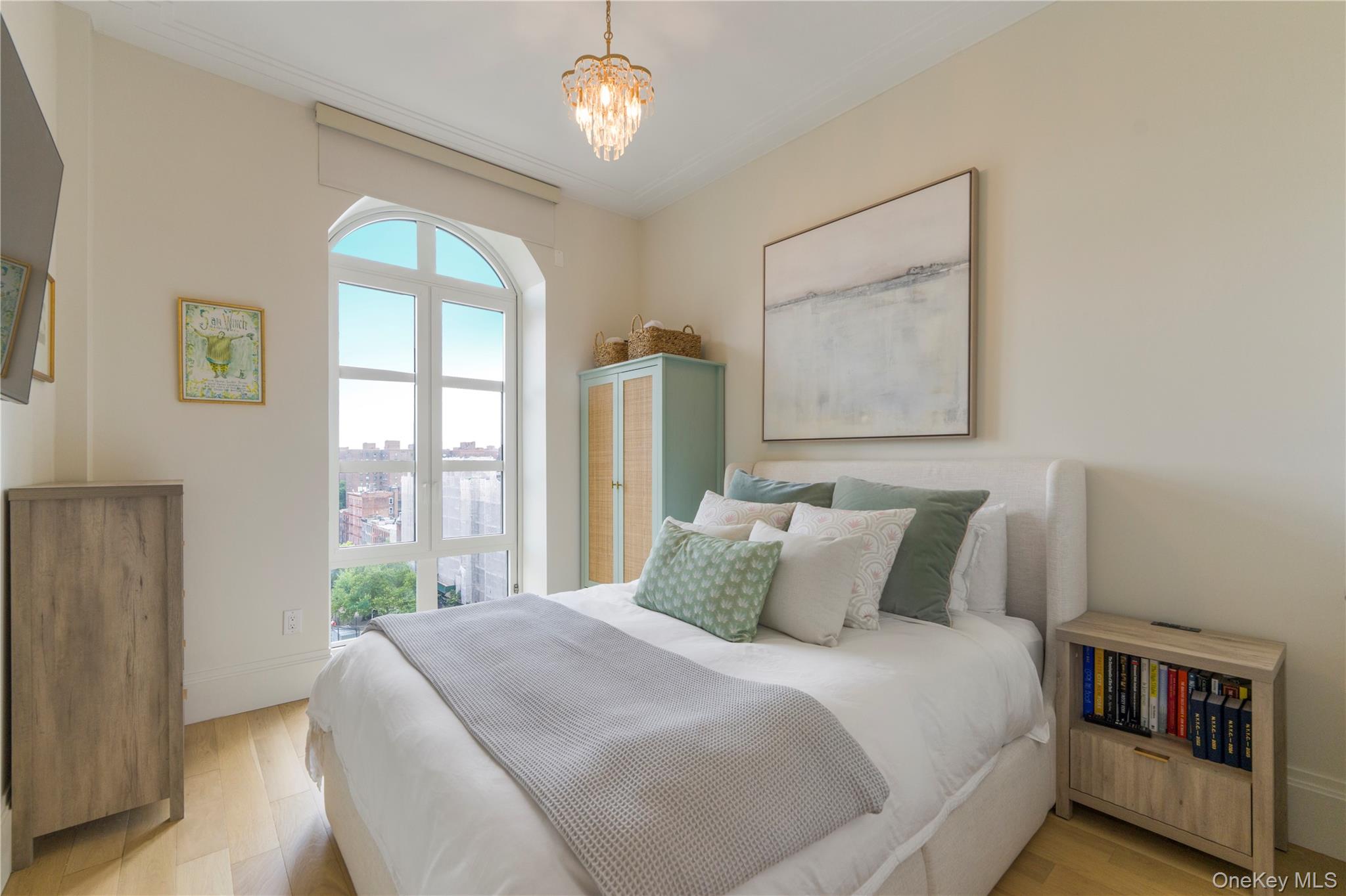 250 E 21st Street, Unit 9D photo 7