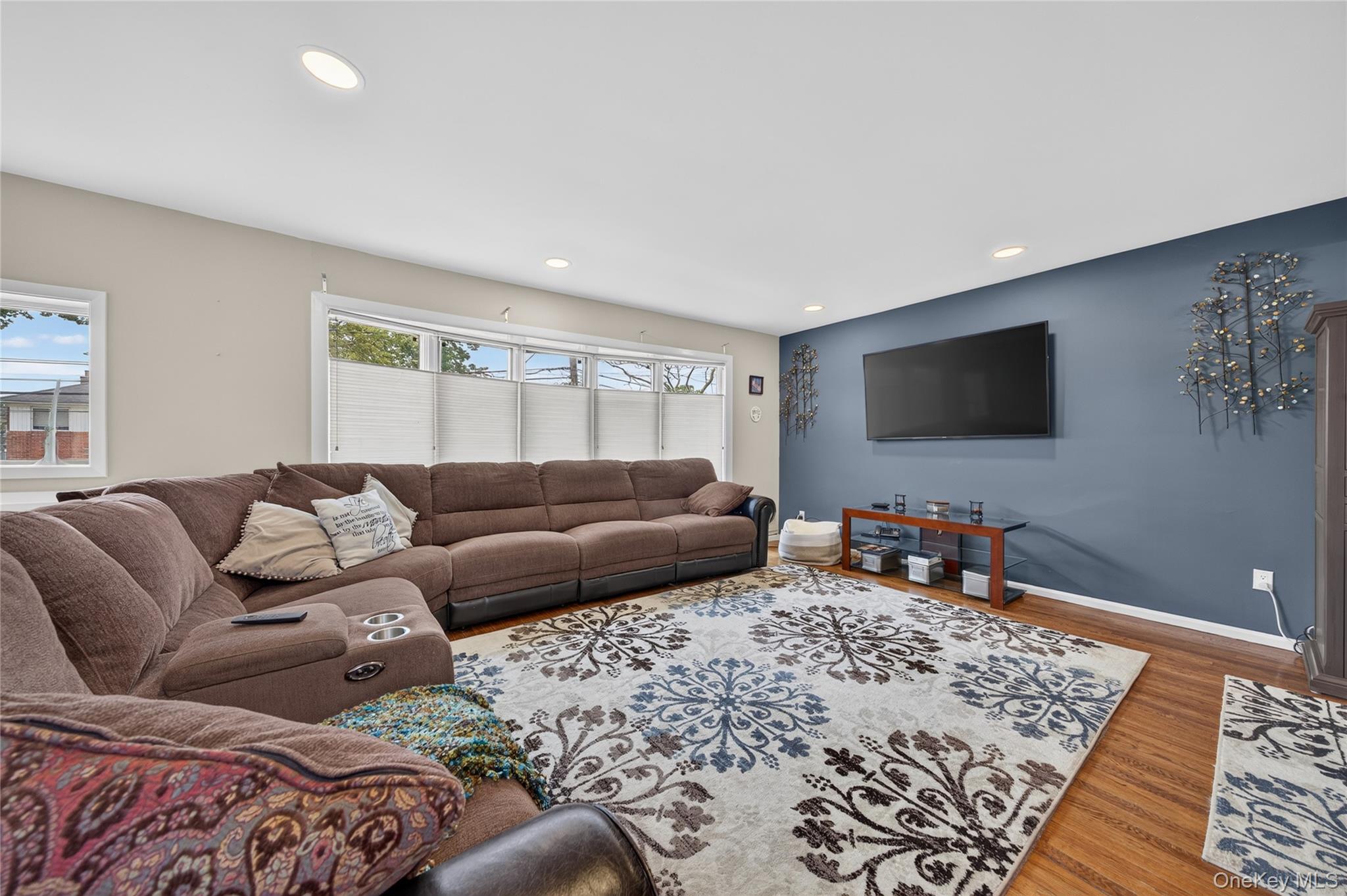 395 Bunker Drive – For Sale photo 4