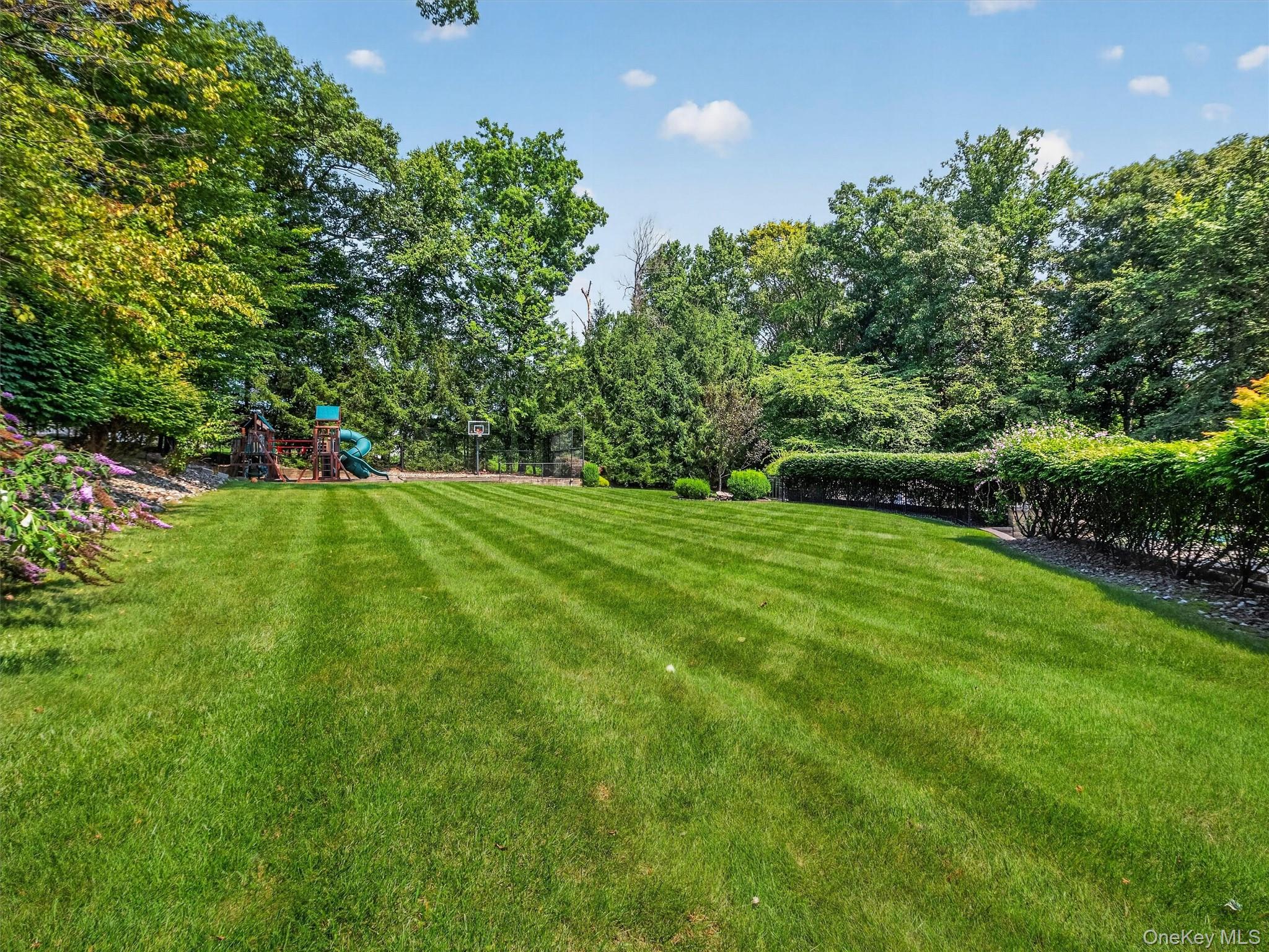 12 Rollingwood Drive – For Sale photo 45