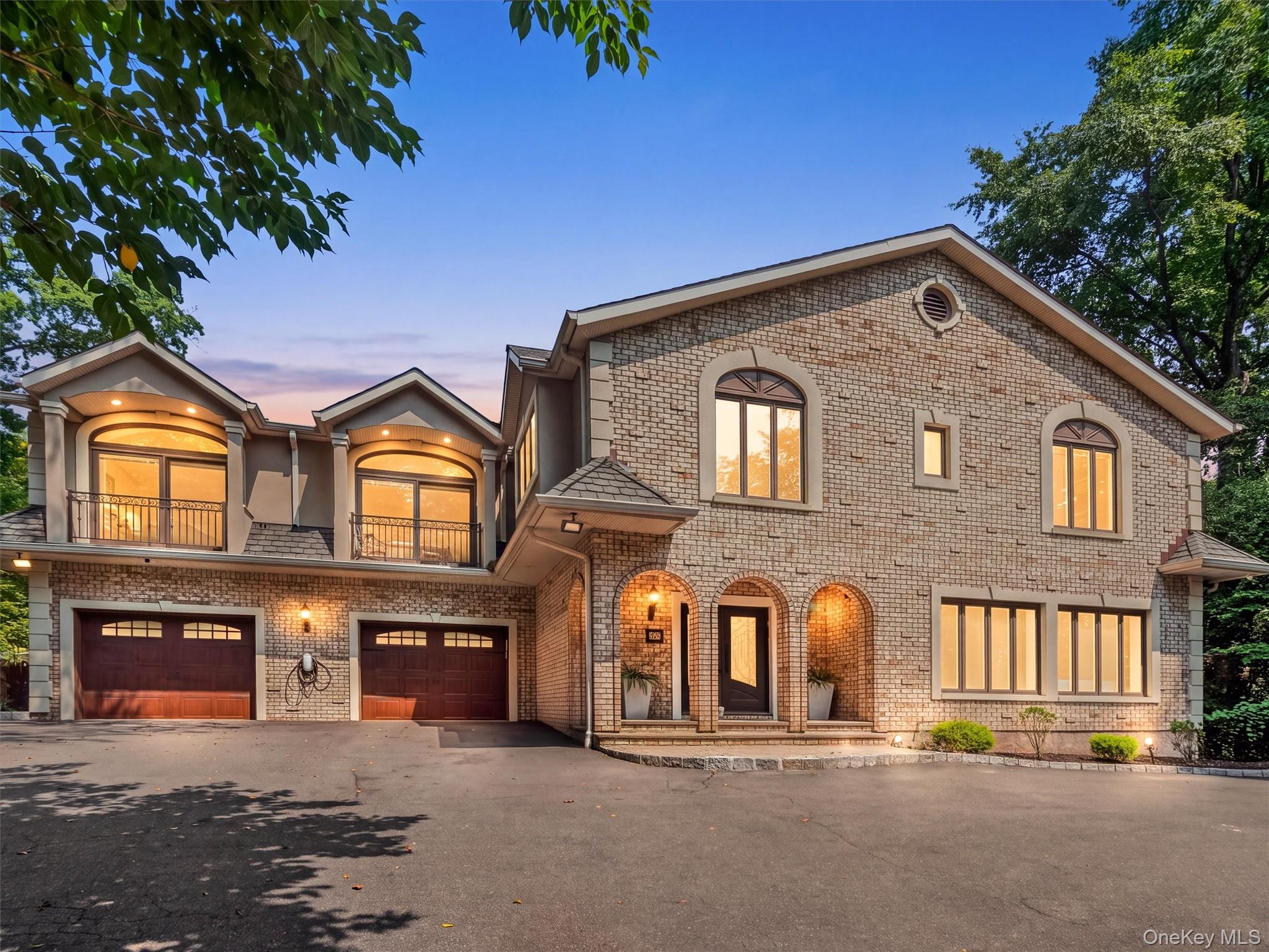 12 Rollingwood Drive – For Sale photo 3