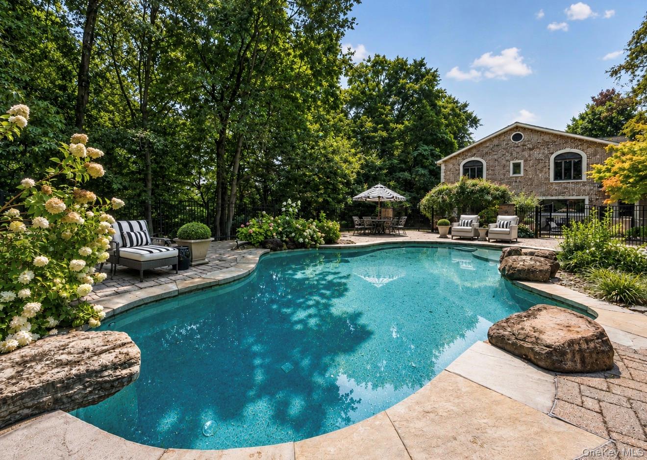 12 Rollingwood Drive – For Sale photo 50