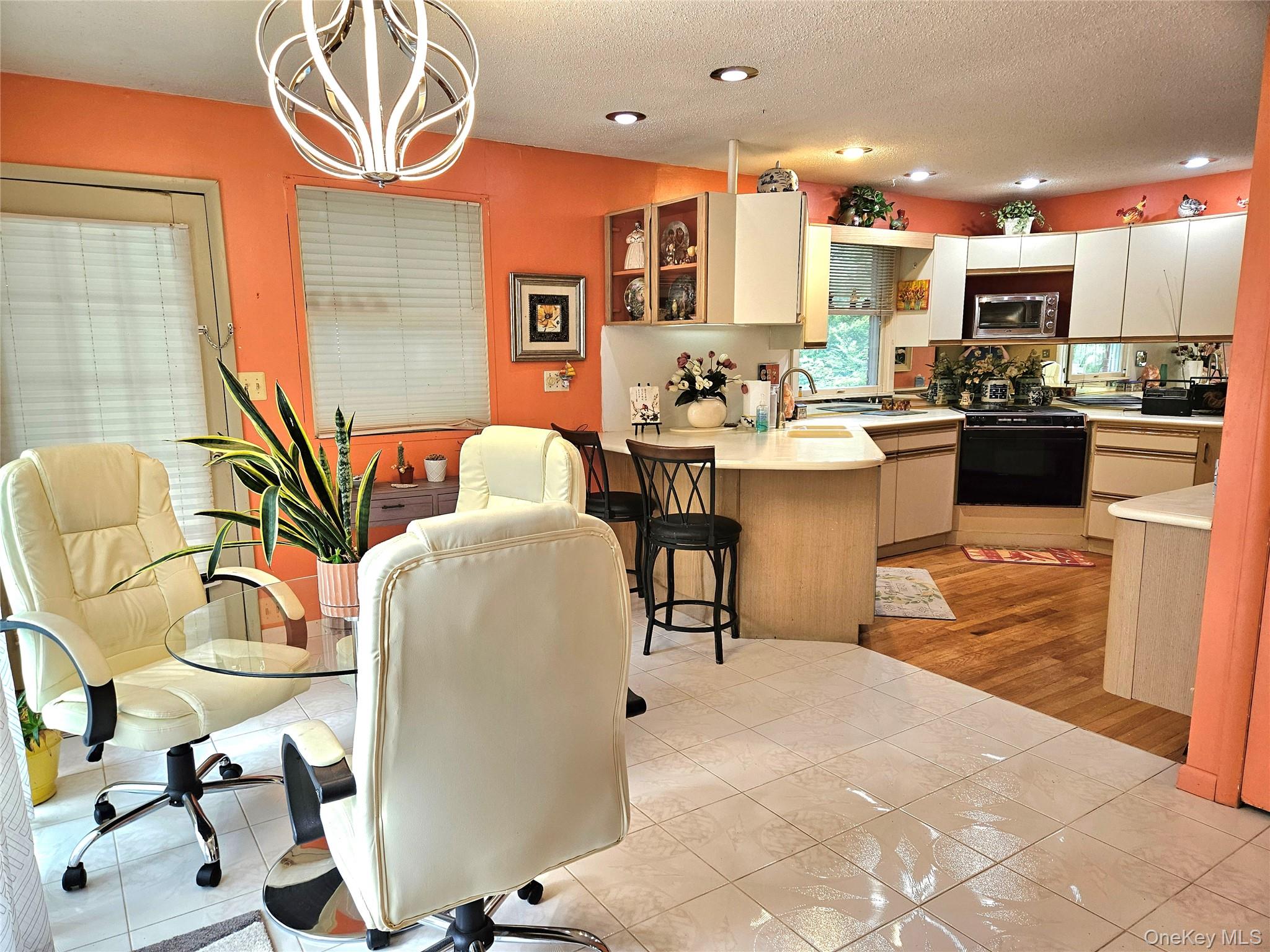 198 S Riverside Road – For Sale photo 5