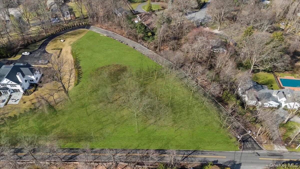 36 Cow Neck Road – For Sale
