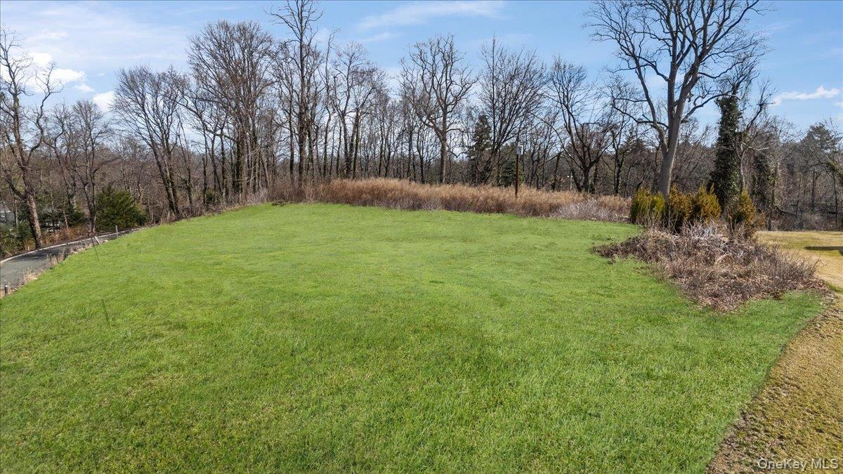 36 Cow Neck Road – For Sale photo 7