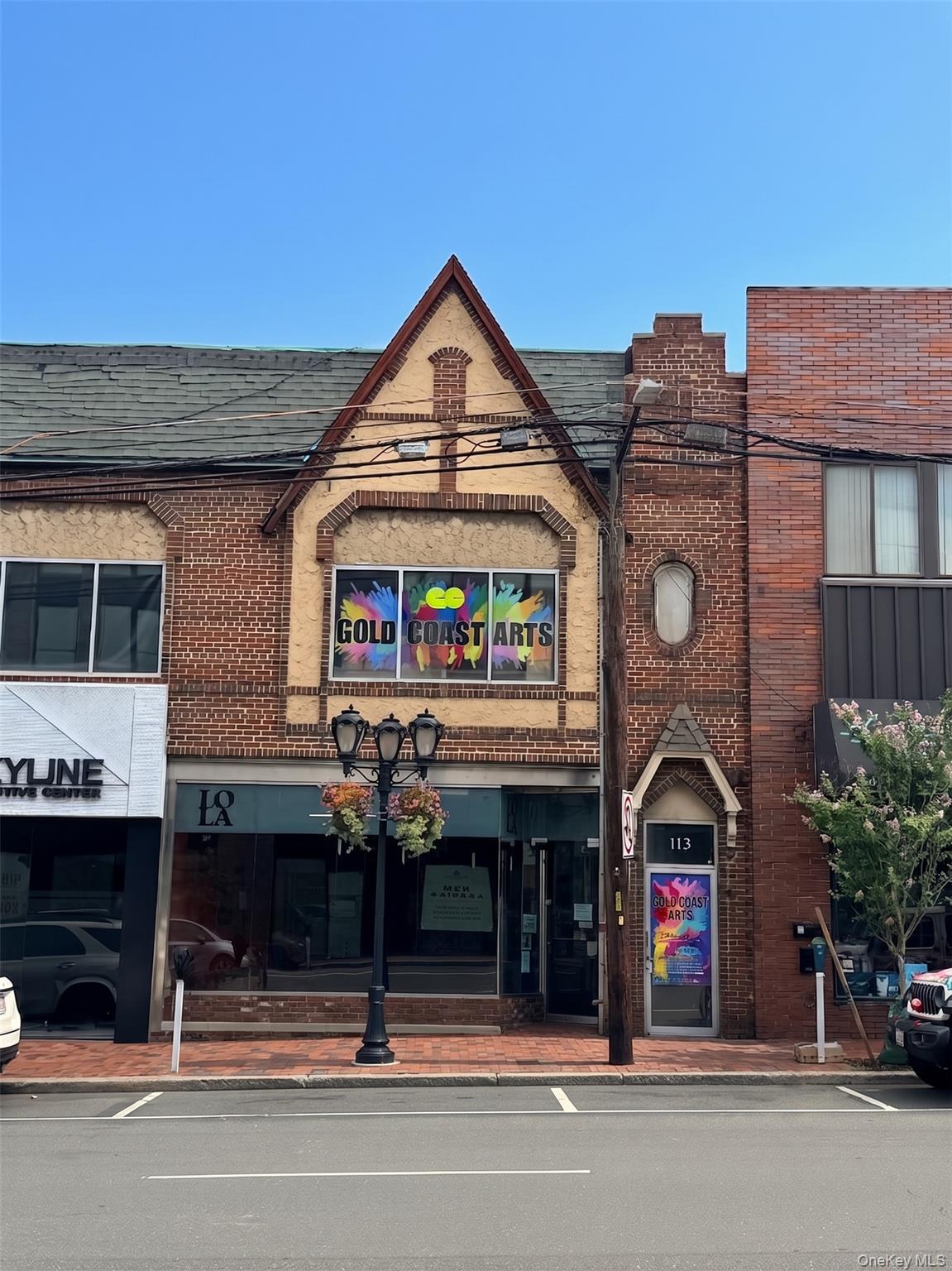 113 Middle Neck Road, Unit A