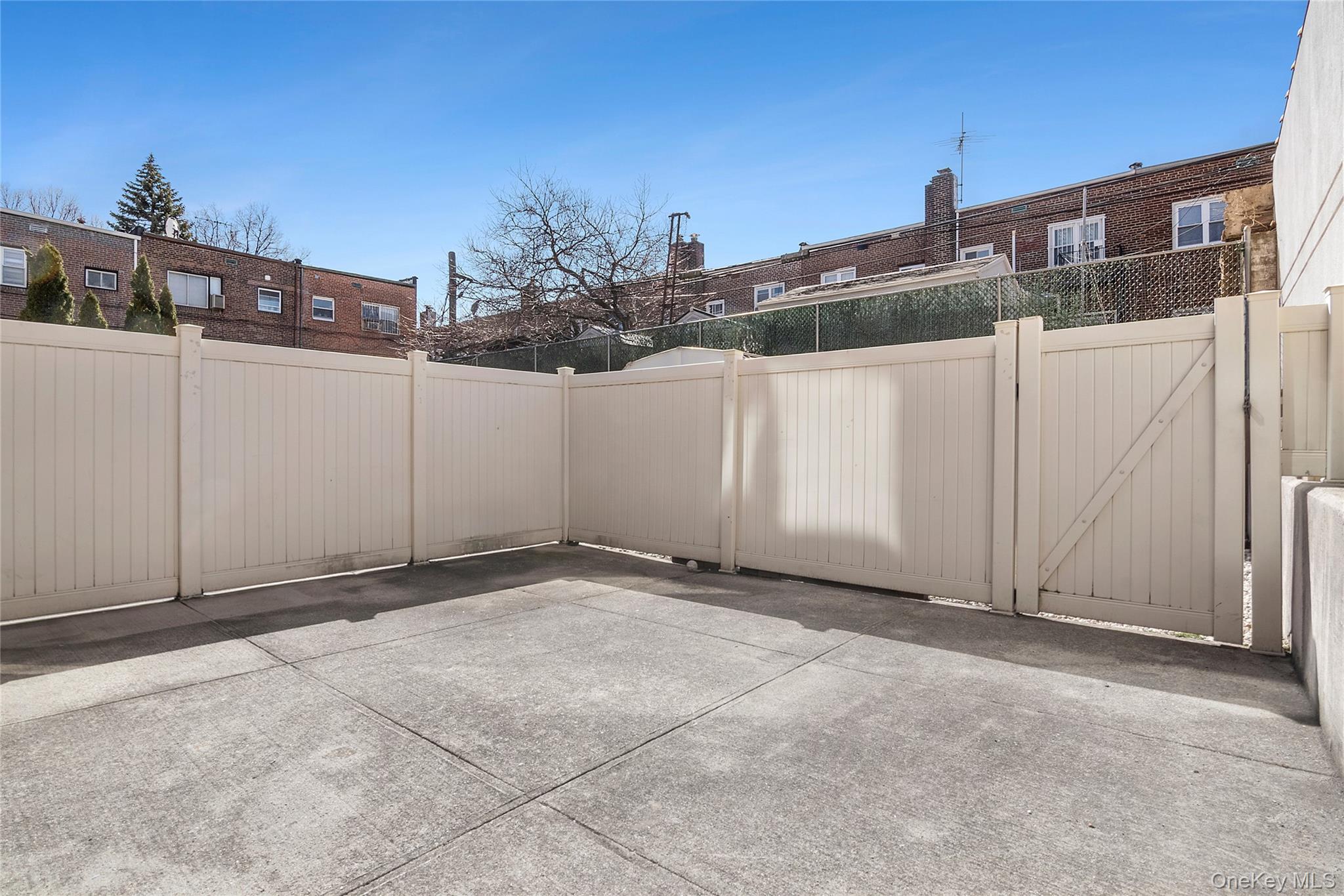 33-30 61st Street, Unit 105 photo 5