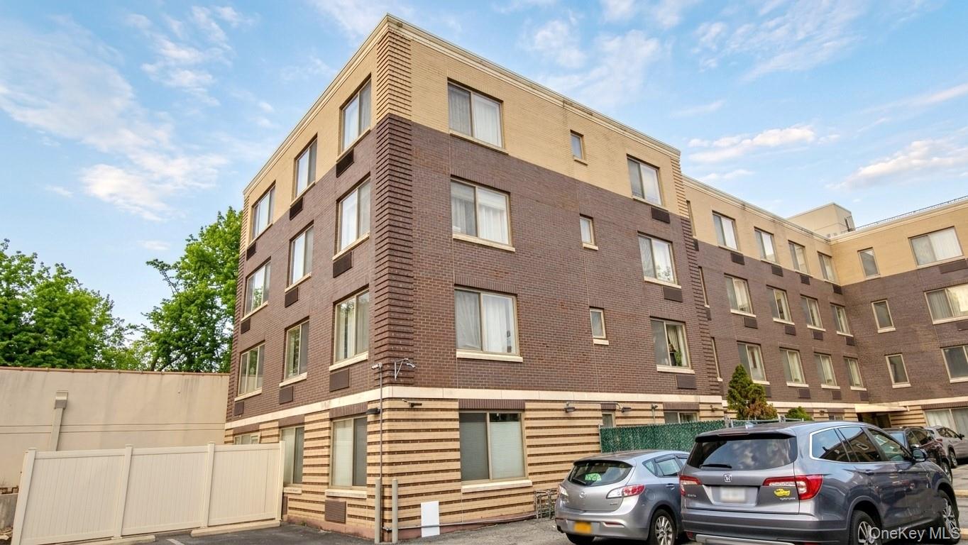 33-30 61st Street, Unit 105 photo 11