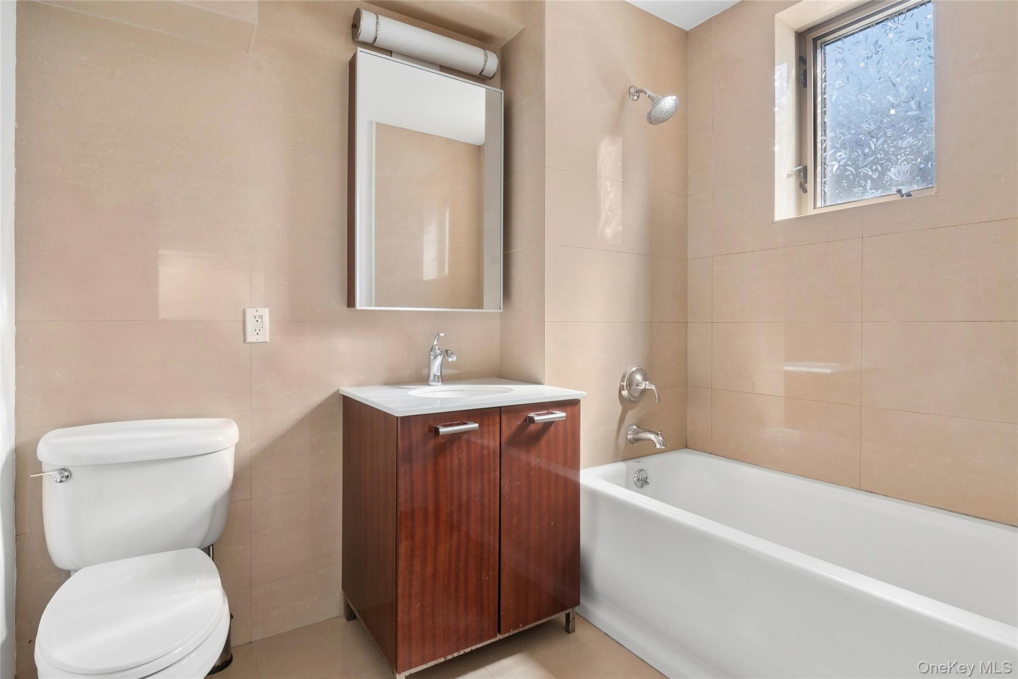 33-30 61st Street, Unit 105 photo 8