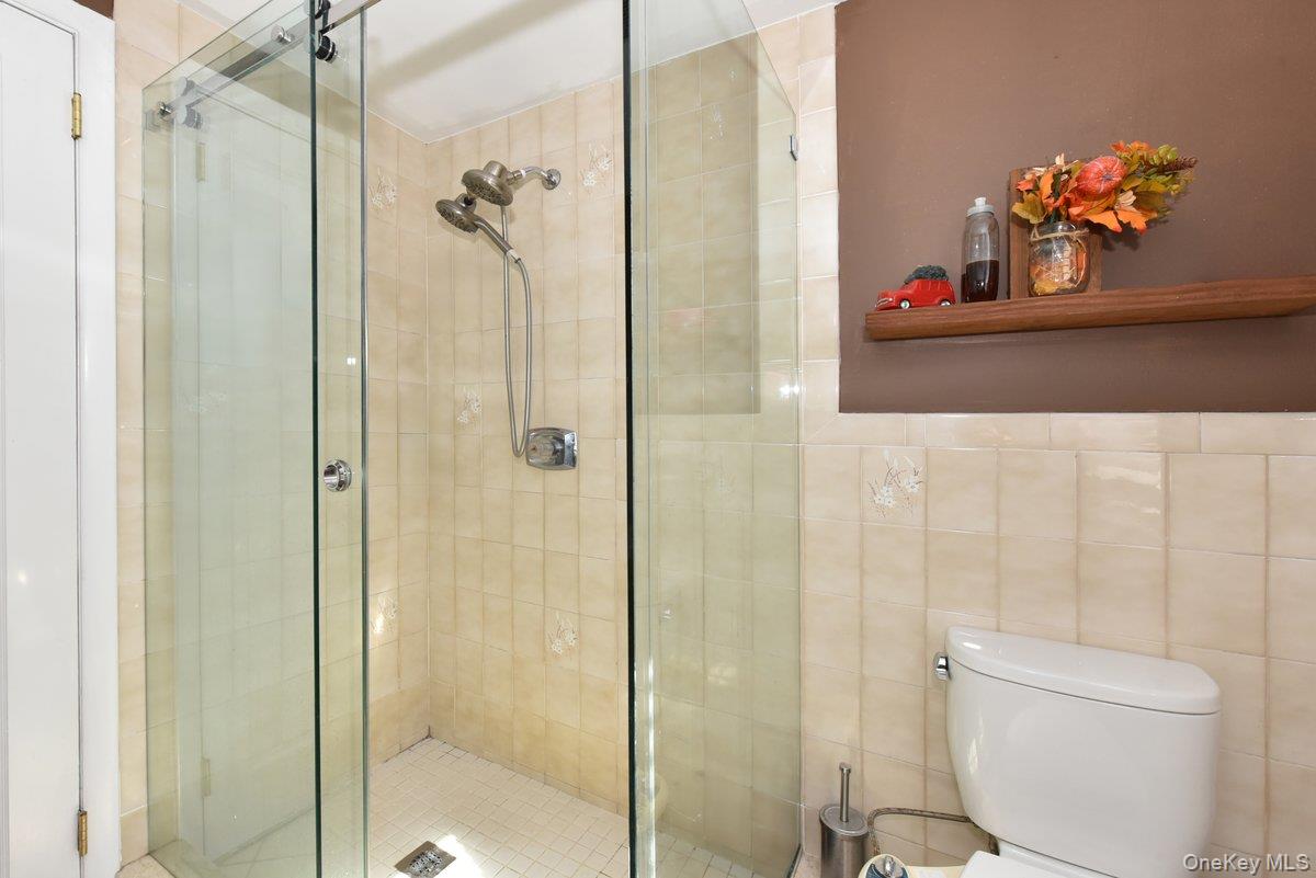93 Gilmore Boulevard – For Sale photo 12