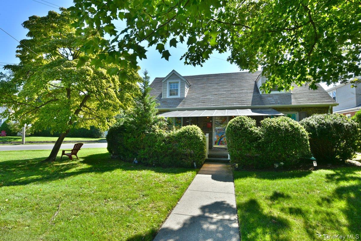 93 Gilmore Boulevard – For Sale photo 2