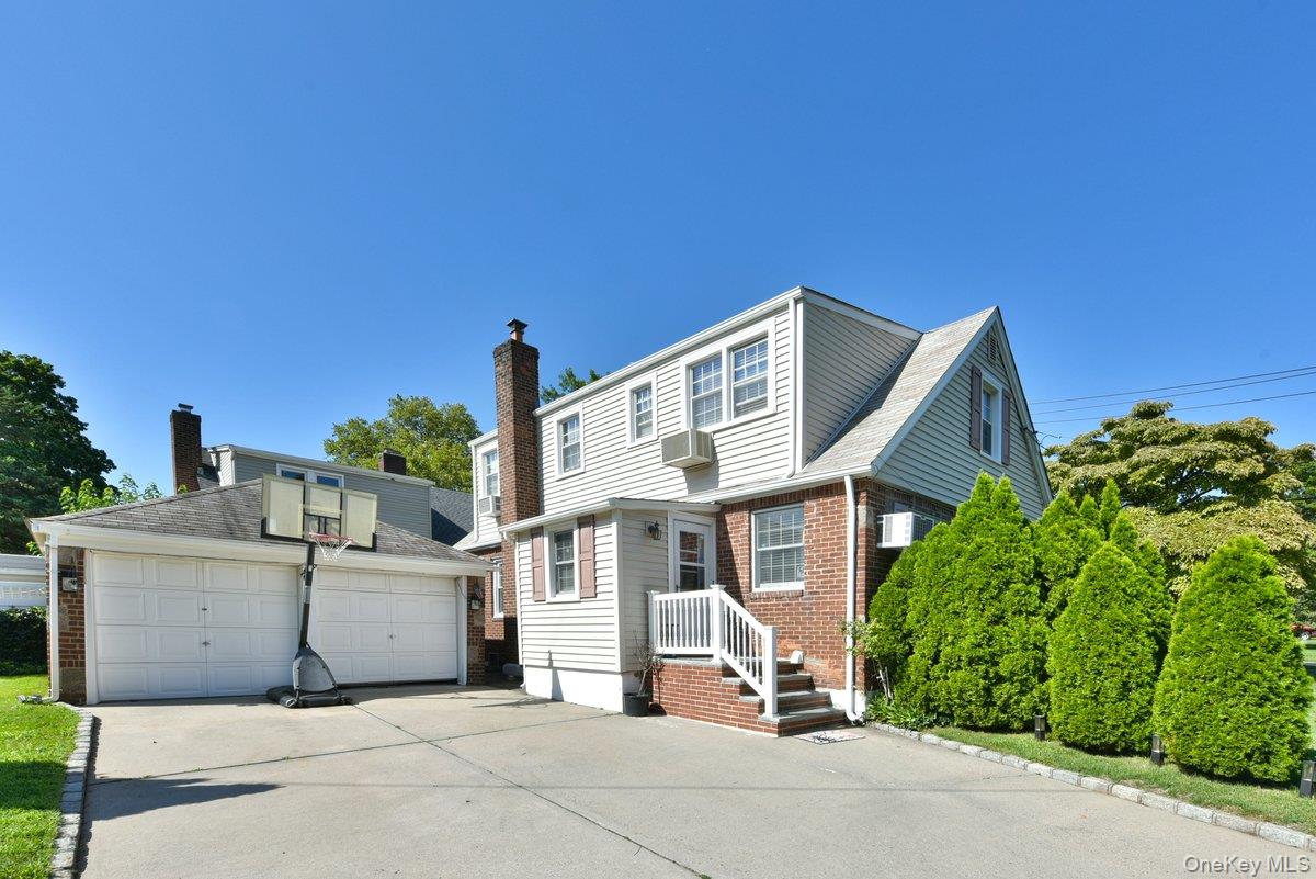 93 Gilmore Boulevard – For Sale photo 15