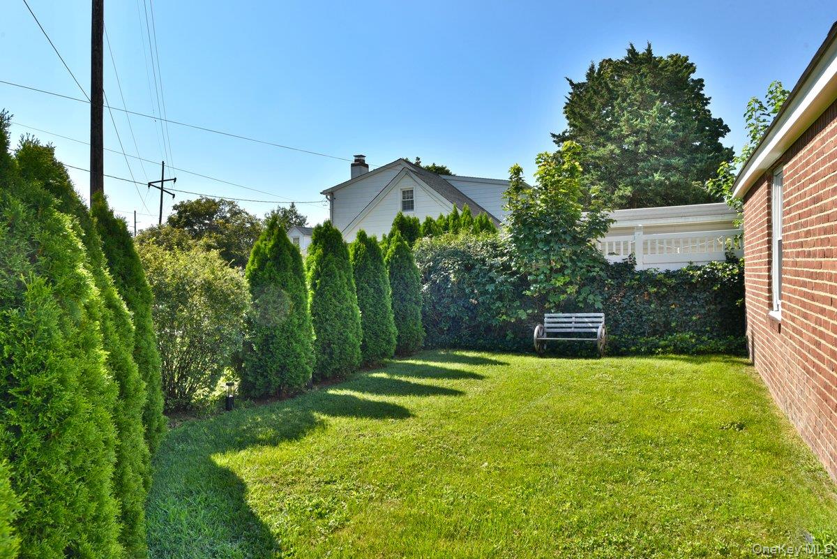 93 Gilmore Boulevard – For Sale photo 17