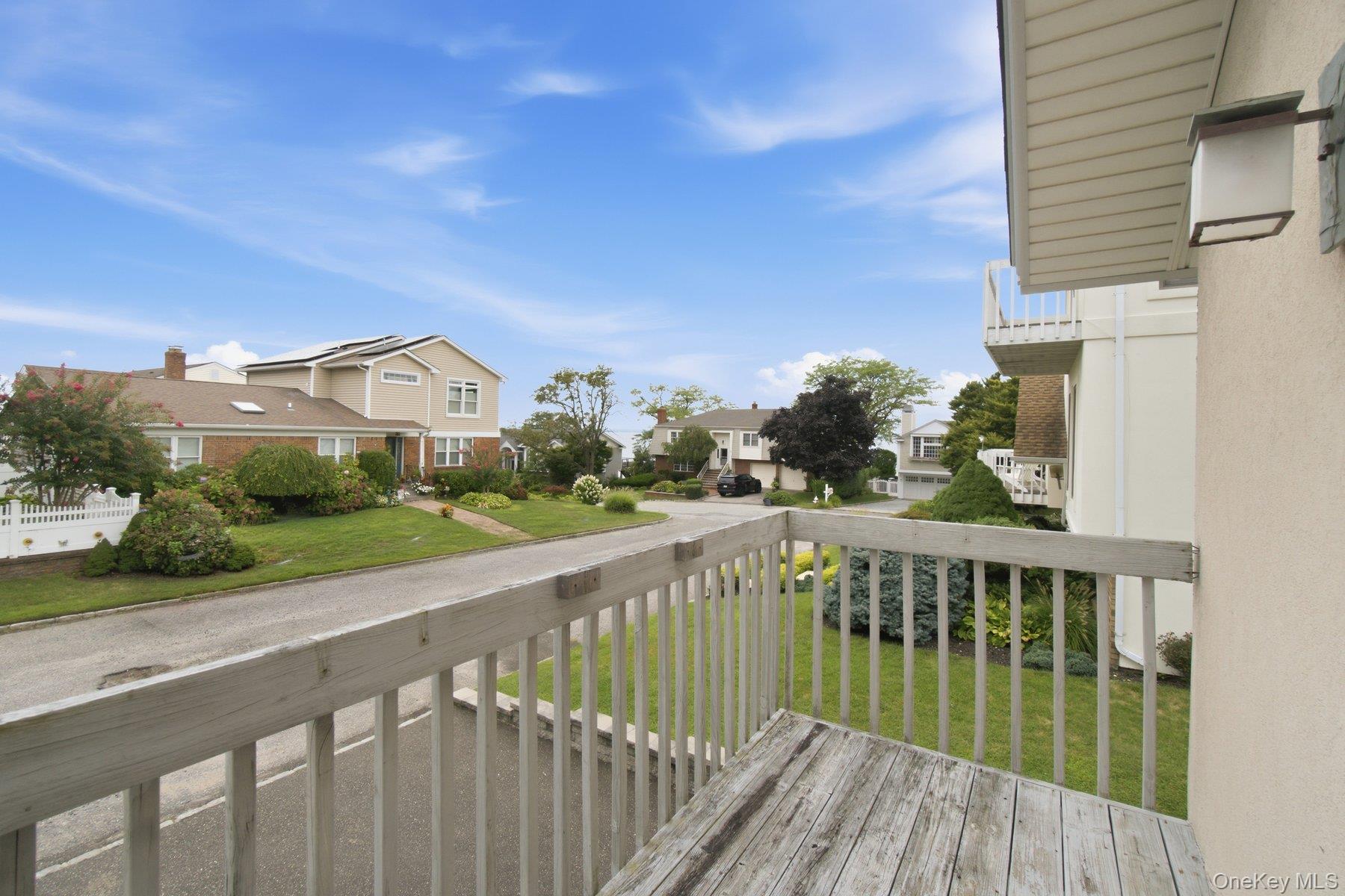 5 Willow Street – For Sale photo 3